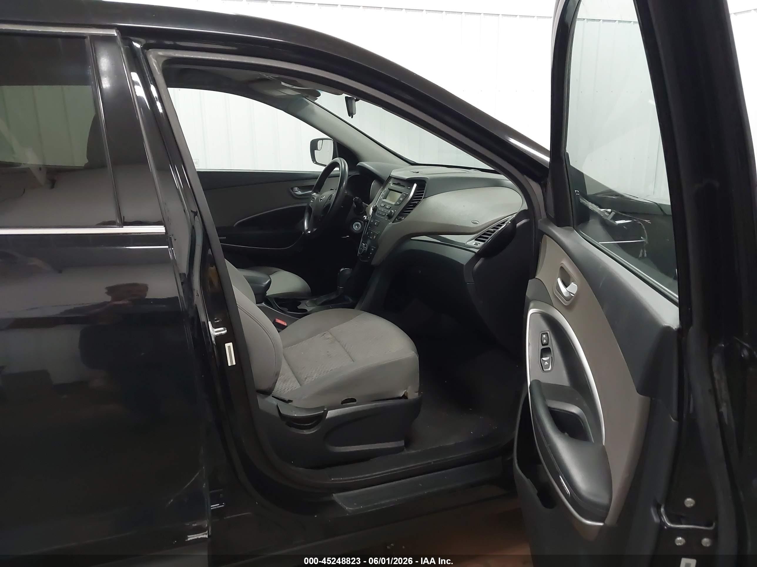 2015 Hyundai Santa Fe Sport 2.4l Черный vin: 5XYZTDLB3FG266408