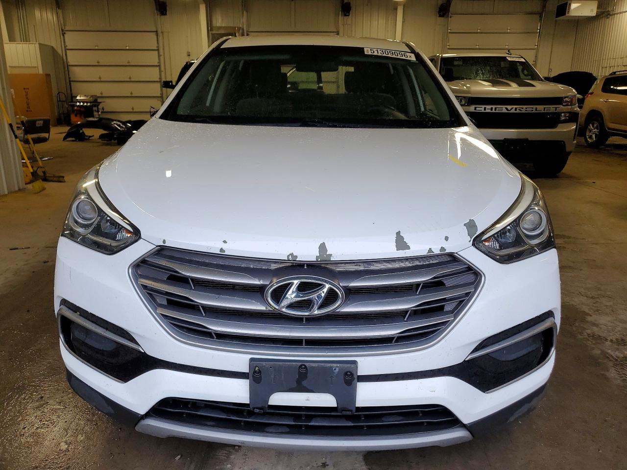 2017 Hyundai Santa Fe Sport 2.4l Белый vin: 5XYZTDLB3HG383036