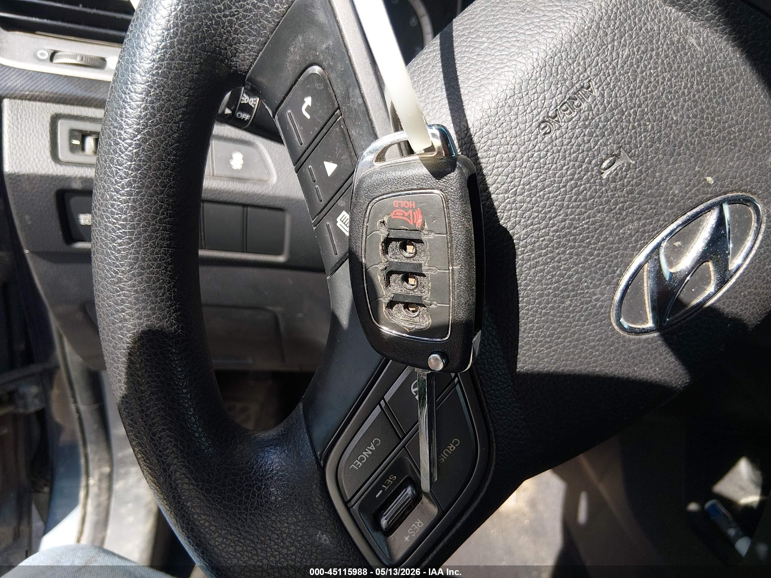 2013 Hyundai Santa Fe Sport Dark Blue vin: 5XYZTDLB4DG051729