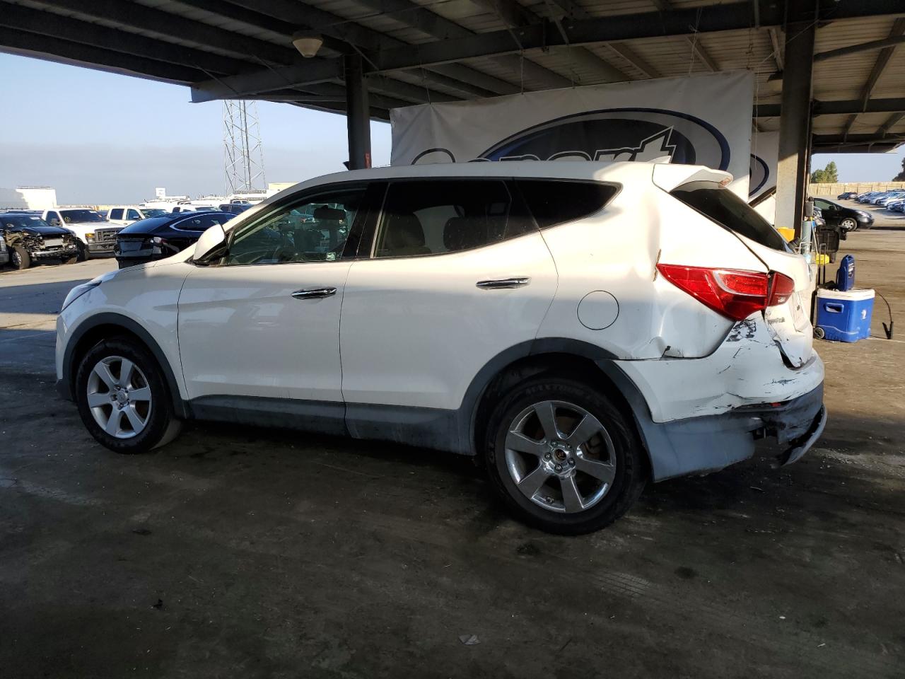 2015 Hyundai Santa Fe Sport White vin: 5XYZTDLB5FG248475