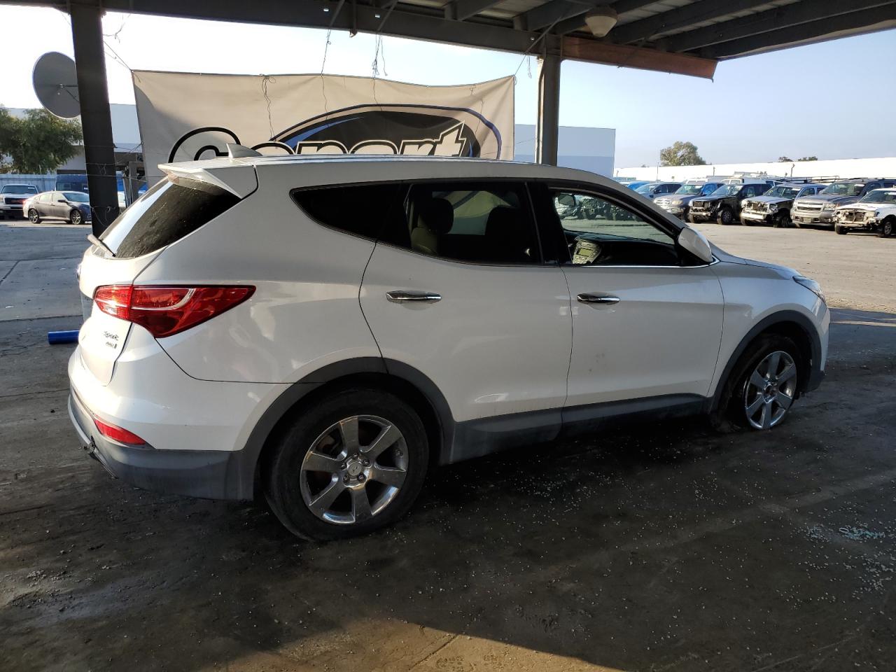 2015 Hyundai Santa Fe Sport White vin: 5XYZTDLB5FG248475