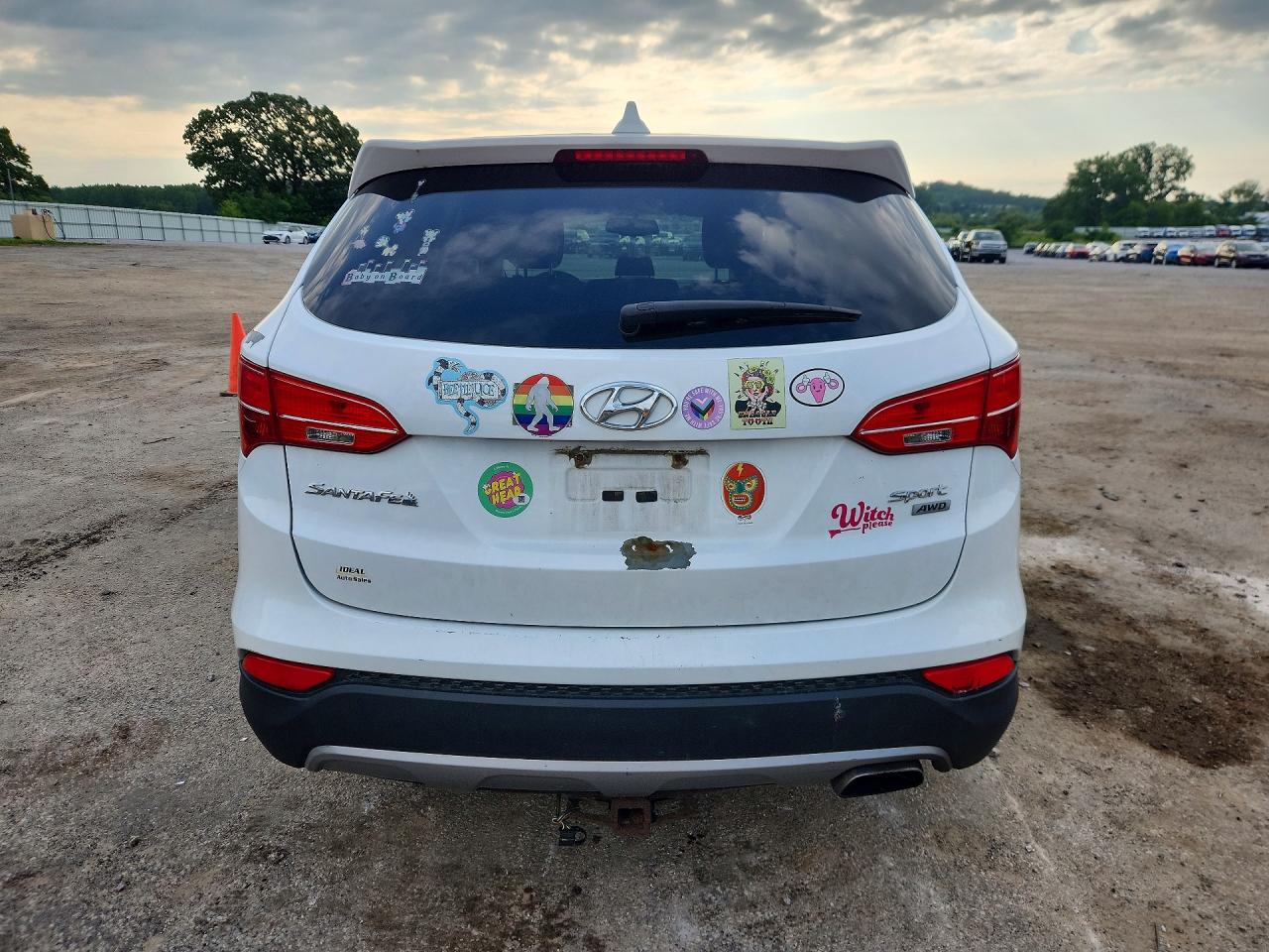 2013 Hyundai Santa Fe Sport 2.4l White vin: 5XYZTDLB6DG050422