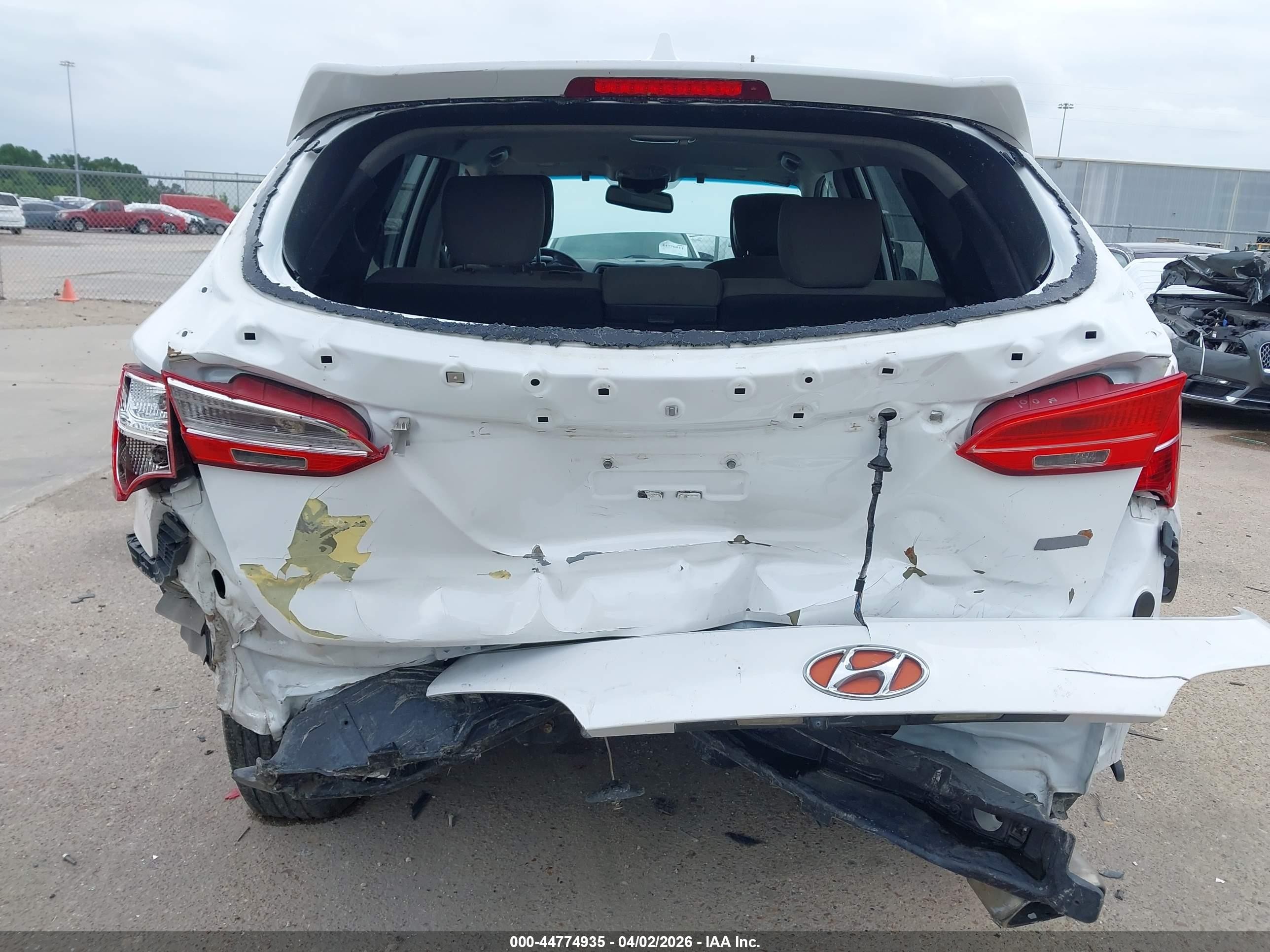 2013 Hyundai Santa Fe Sport White vin: 5XYZTDLB6DG063185