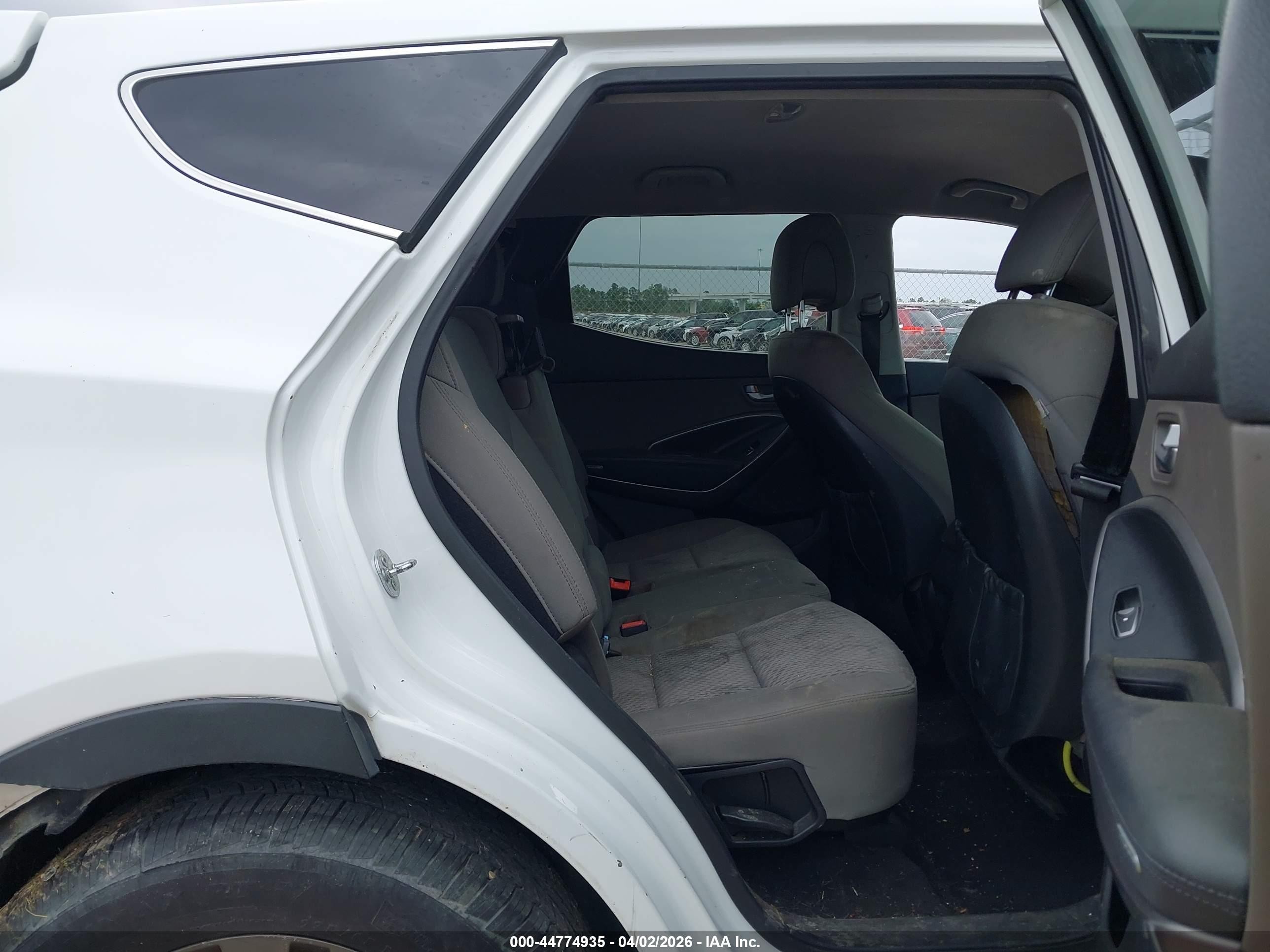 2013 Hyundai Santa Fe Sport White vin: 5XYZTDLB6DG063185