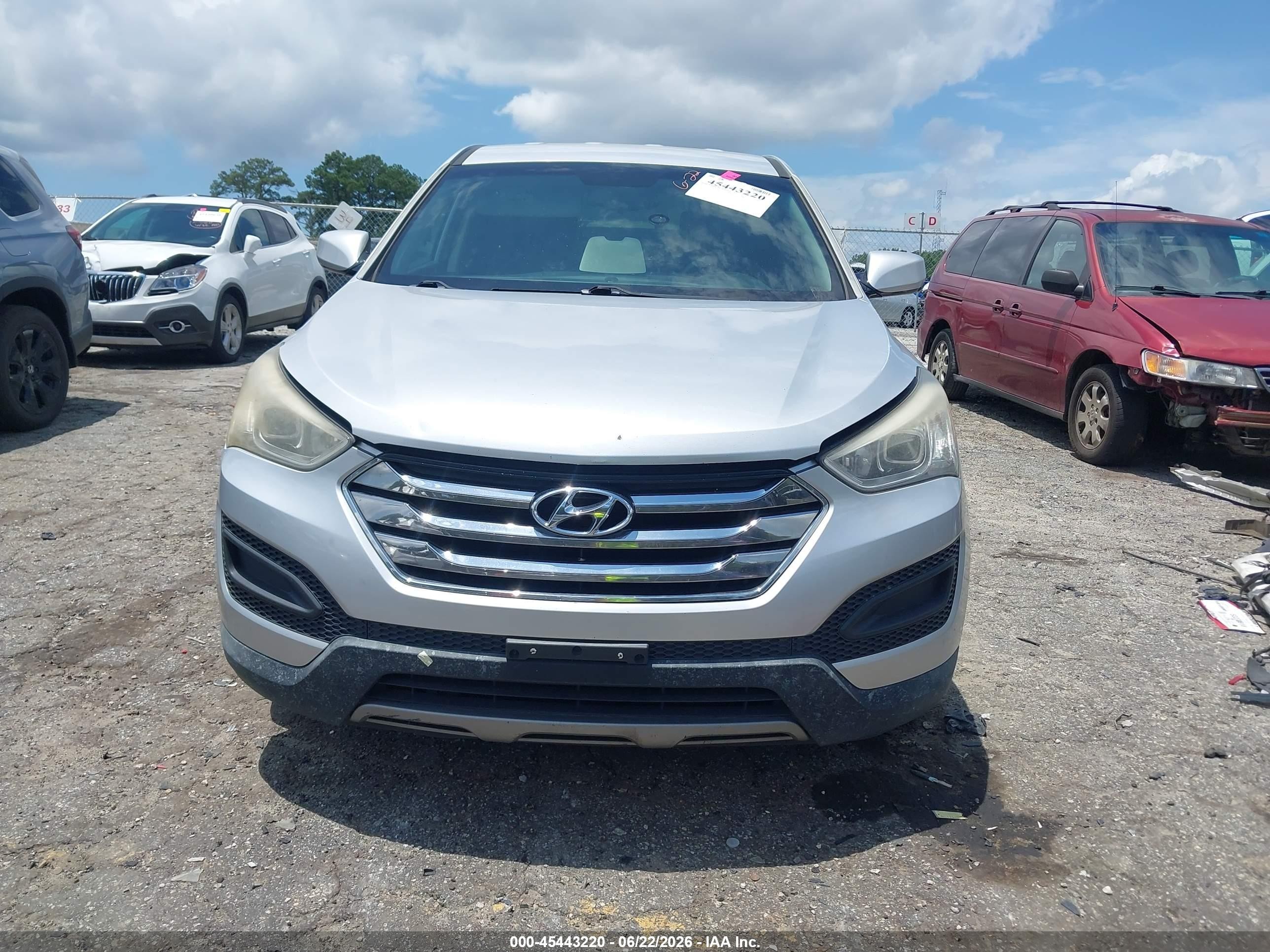2014 Hyundai Santa Fe Sport 2.4l Silver vin: 5XYZTDLB6EG152434