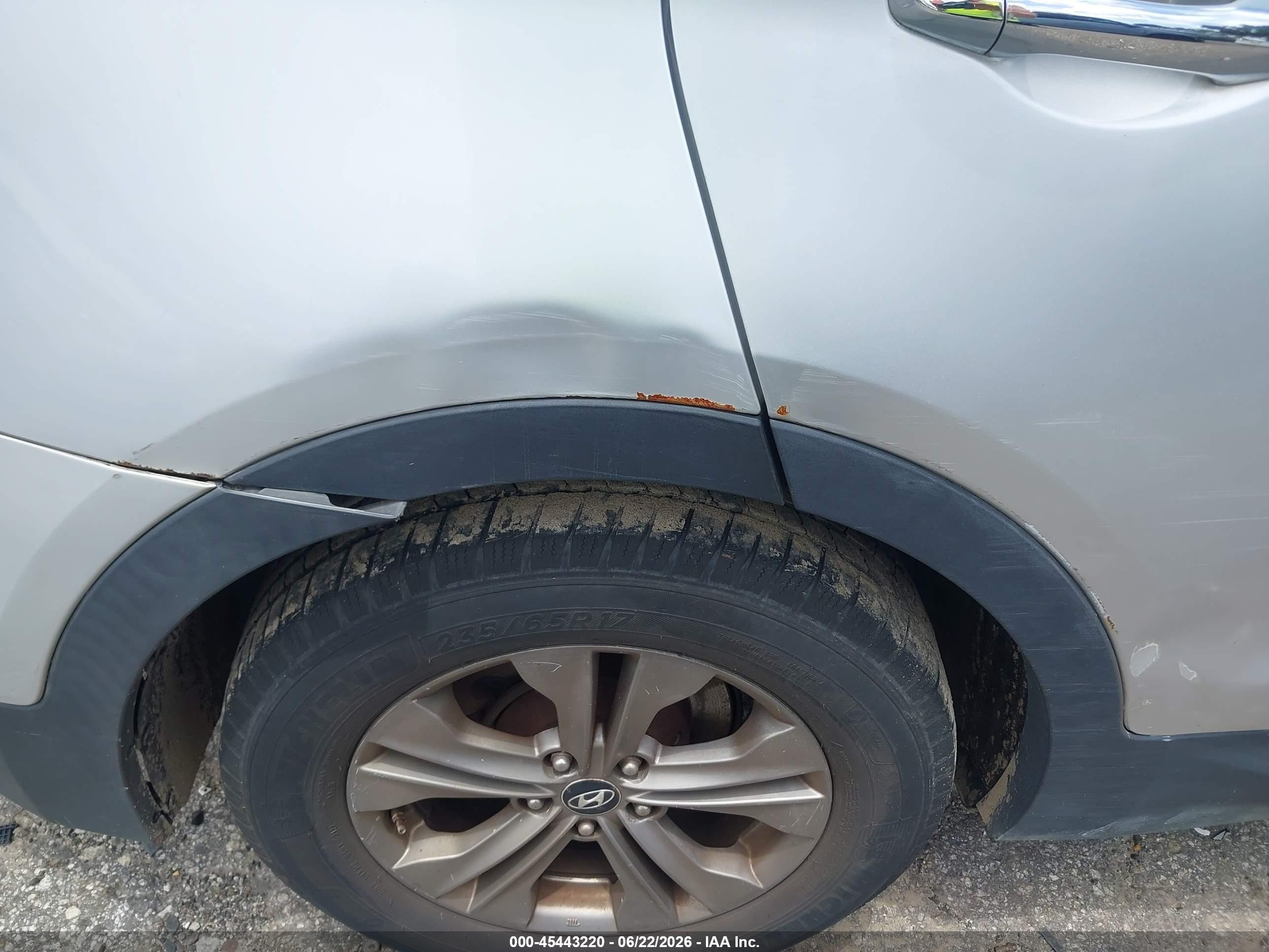 2014 Hyundai Santa Fe Sport 2.4l Silver vin: 5XYZTDLB6EG152434