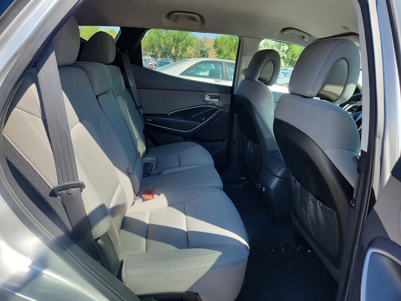 2013 Hyundai Santa Fe Sport 2.4l Silver vin: 5XYZTDLB7DG052700