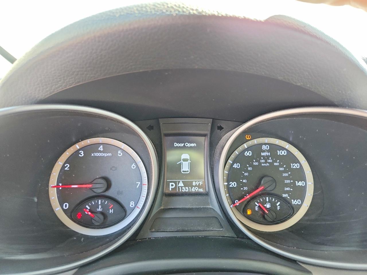 2013 Hyundai Santa Fe Sport 2.4l Silver vin: 5XYZTDLB7DG052700