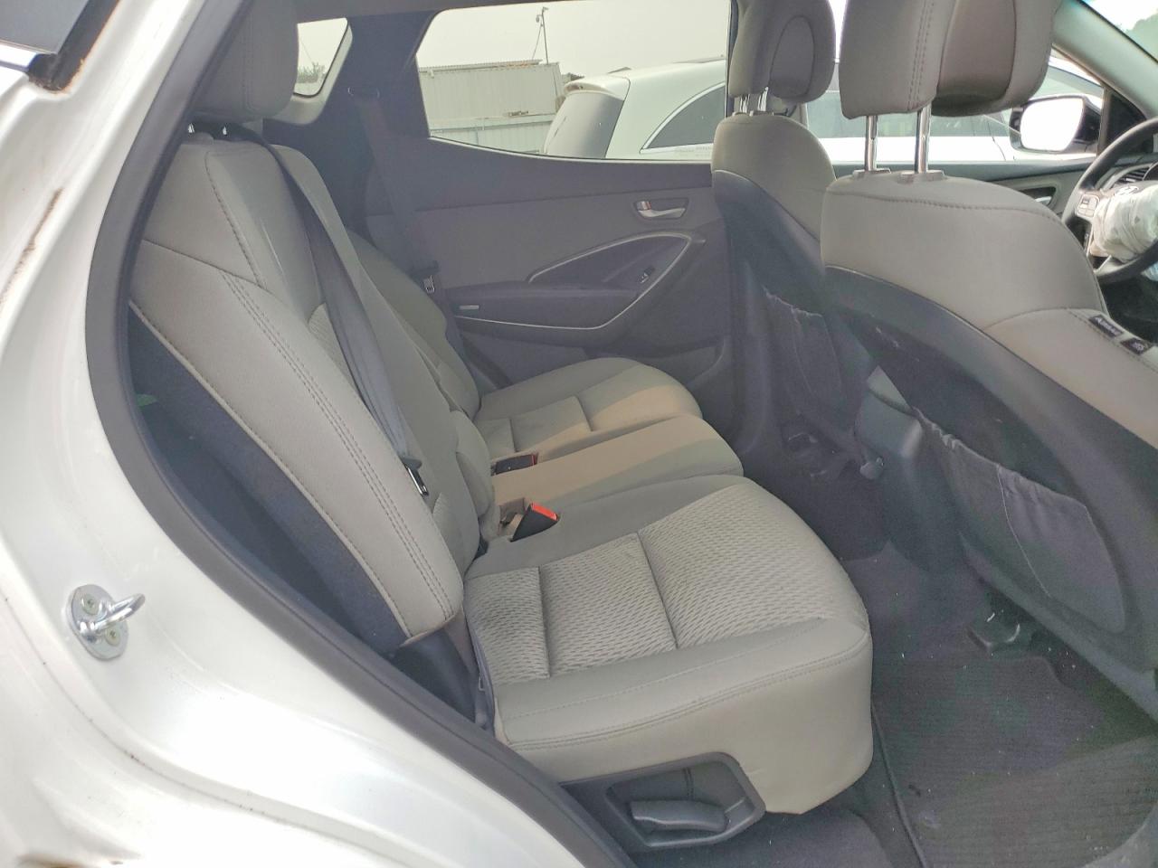 2013 Hyundai Santa Fe Sport 2.4l White vin: 5XYZTDLB8DG086564