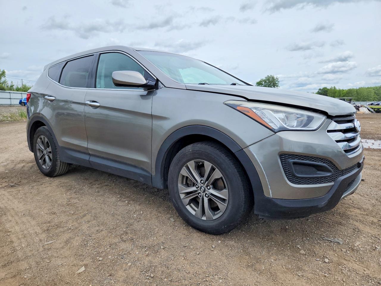 2014 Hyundai Santa Fe Sport Silver vin: 5XYZTDLB8EG197844