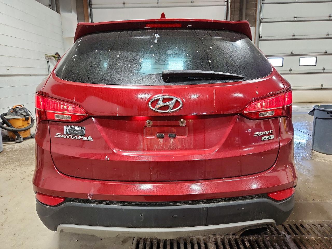 2015 Hyundai Santa Fe Sport 2.4l Red vin: 5XYZTDLB9FG237222