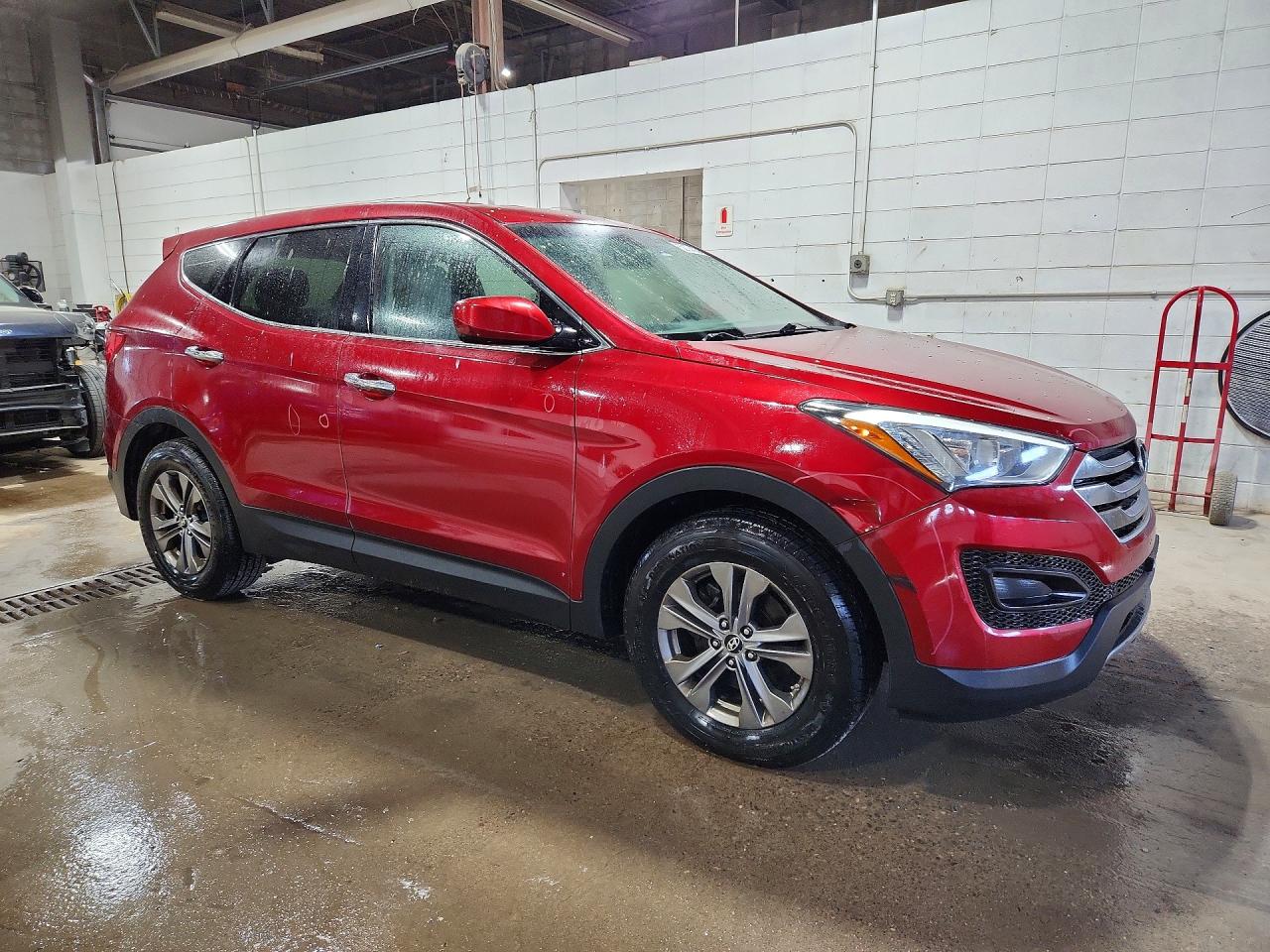2015 Hyundai Santa Fe Sport 2.4l Red vin: 5XYZTDLB9FG237222