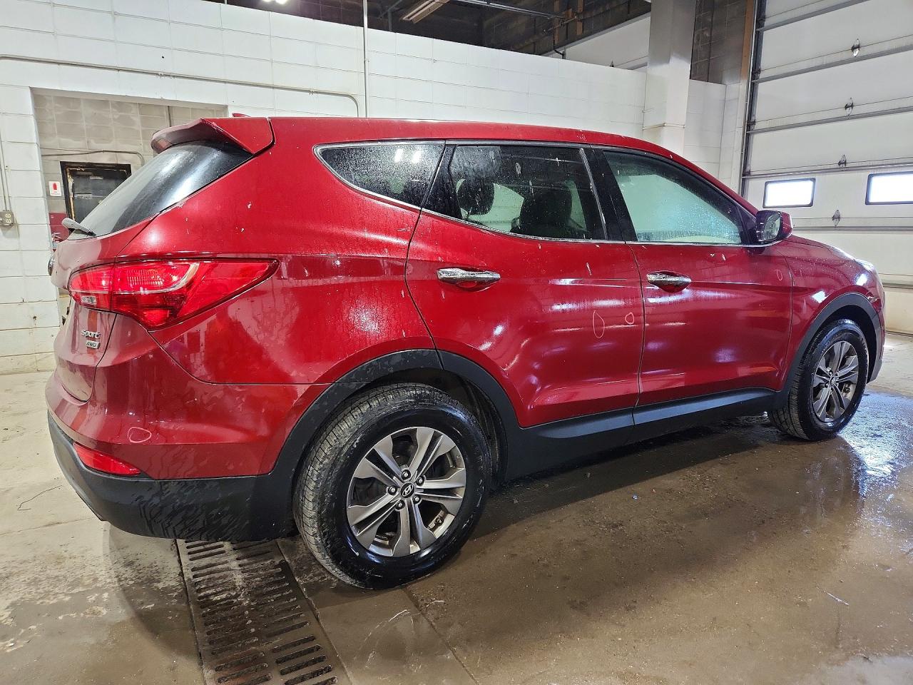 2015 Hyundai Santa Fe Sport 2.4l Red vin: 5XYZTDLB9FG237222