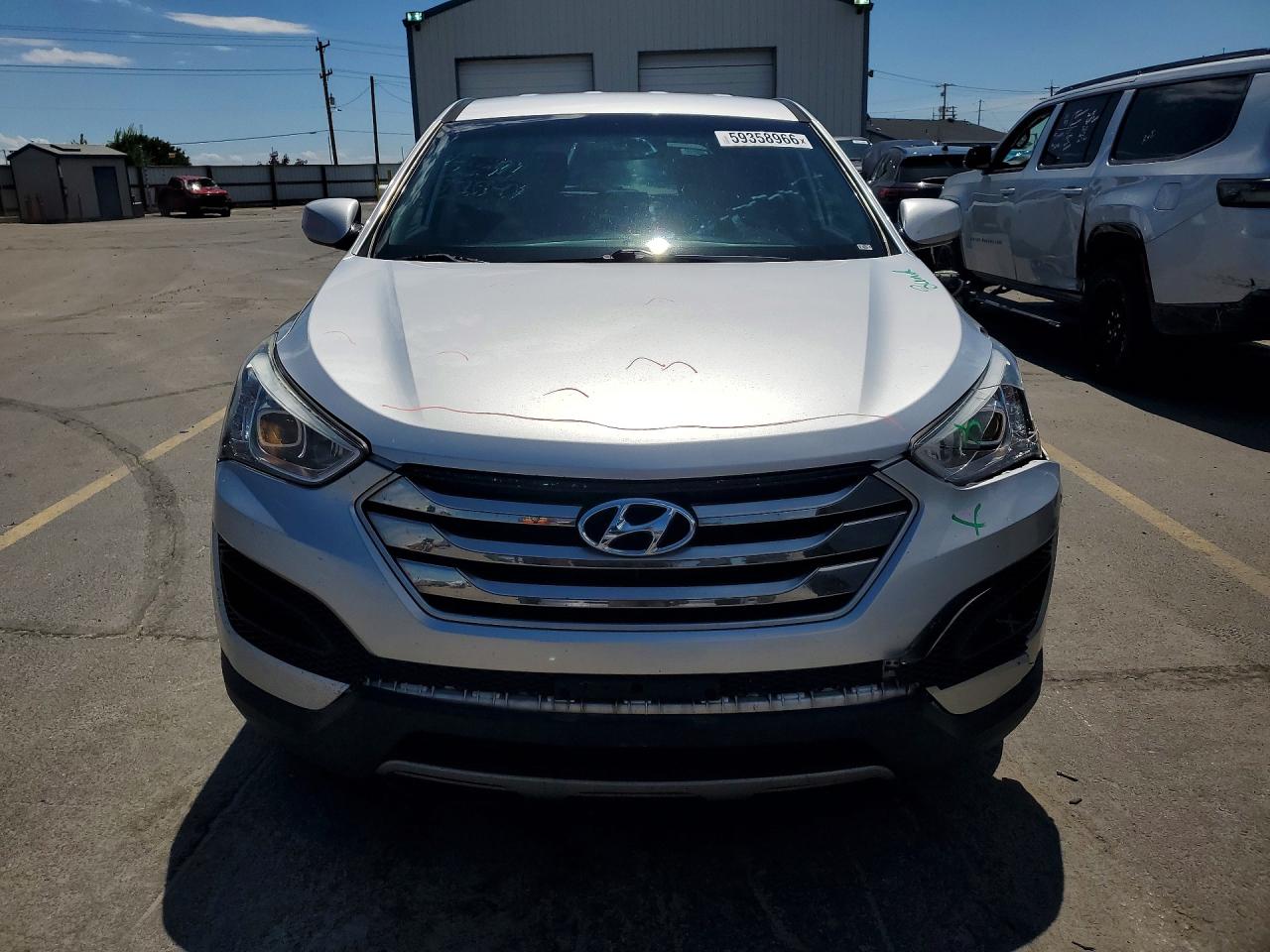 2015 Hyundai Santa Fe Sport 2.4l Silver vin: 5XYZTDLB9FG261973
