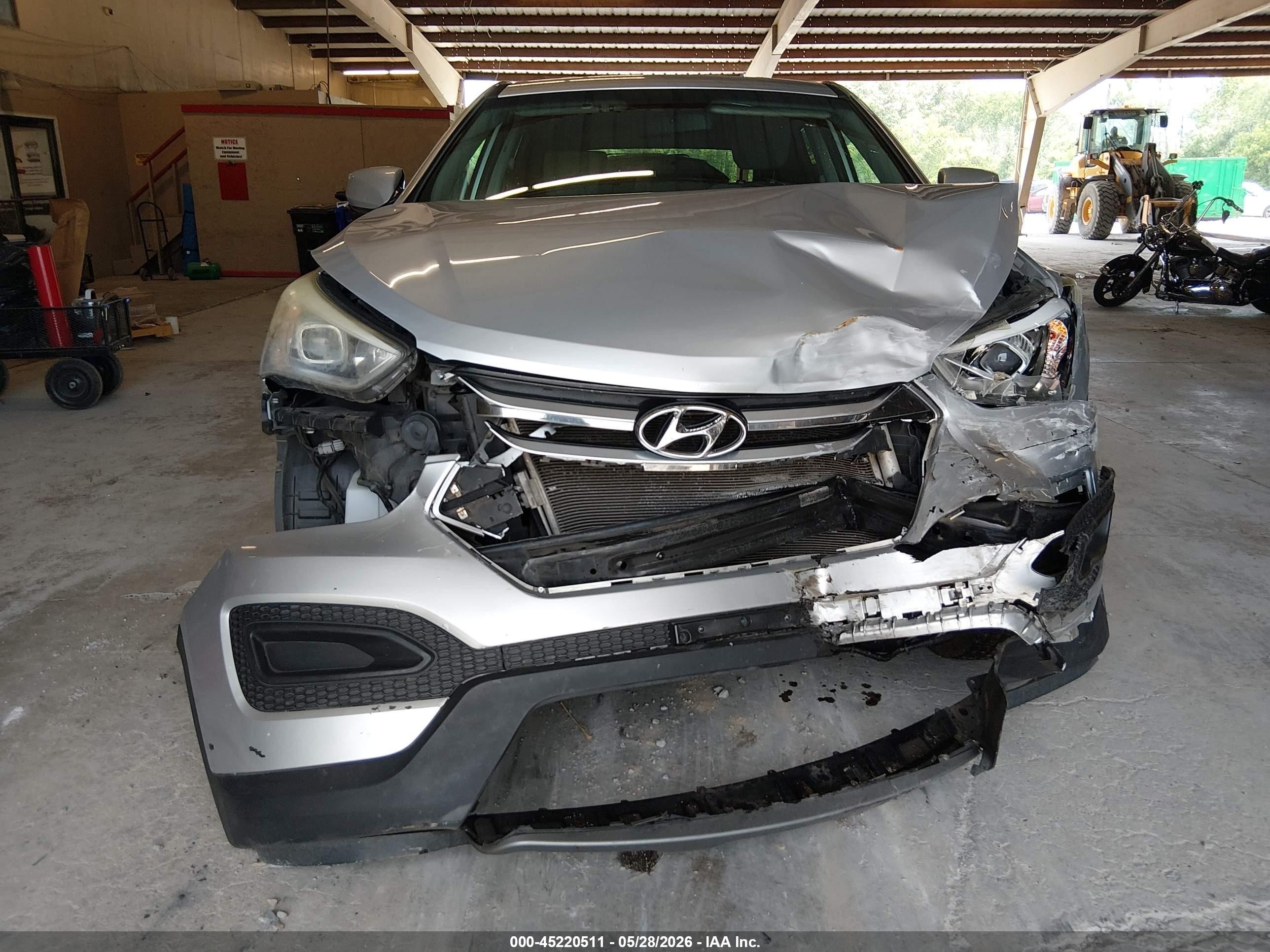 2015 Hyundai Santa Fe Sport 2.4l Серебряный vin: 5XYZTDLB9FG294875
