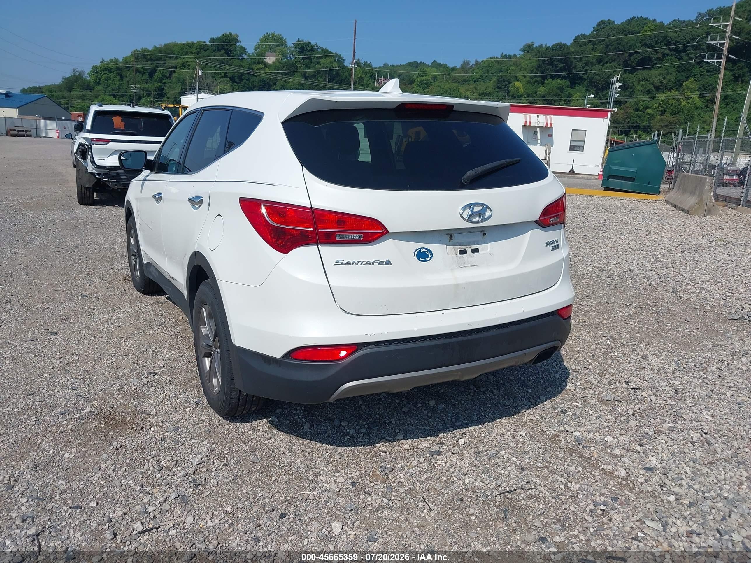 2015 Hyundai Santa Fe Sport 2.4l White vin: 5XYZTDLB9FG296481