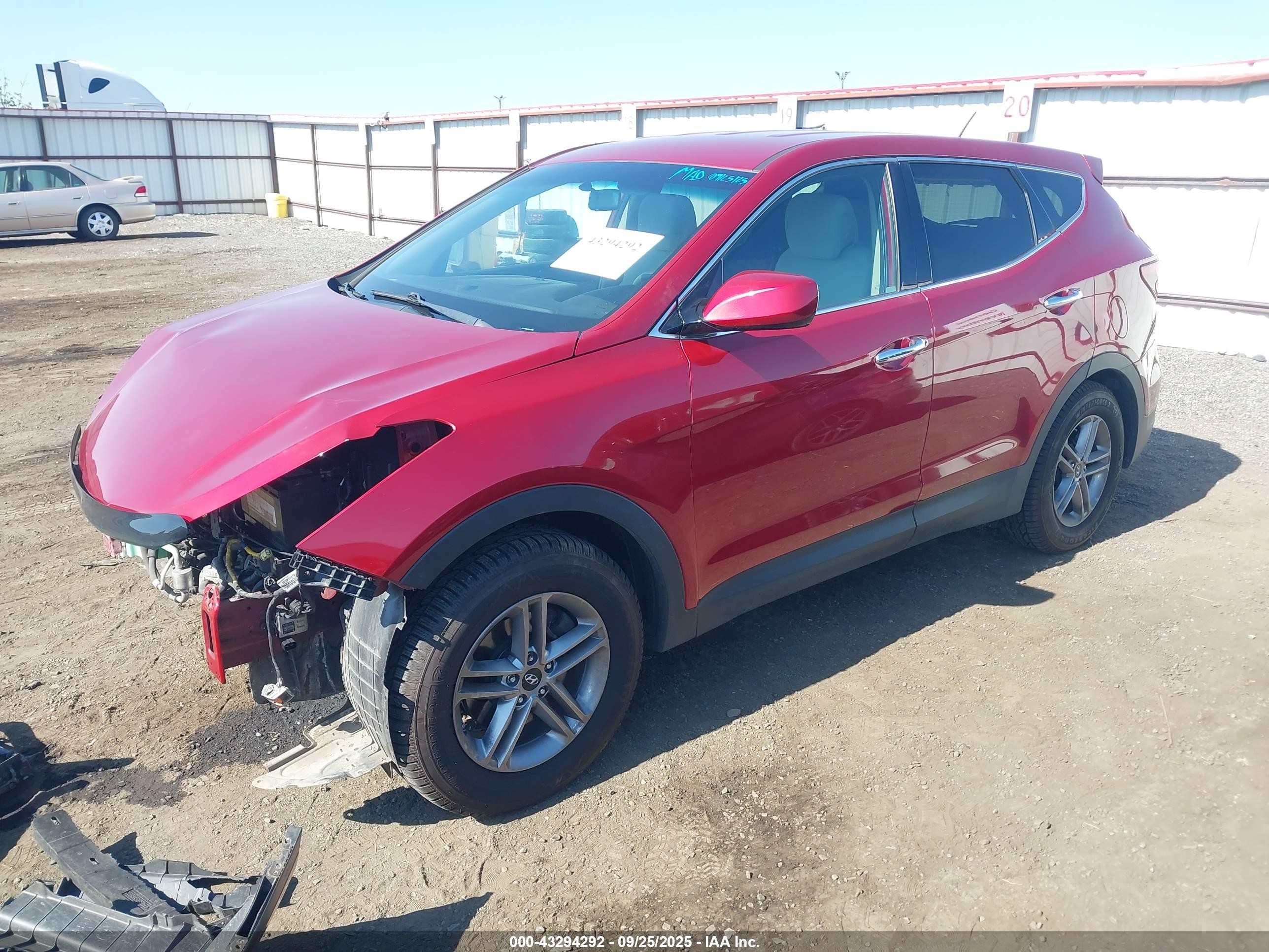 2018 Hyundai Santa Fe Sport 2.4l Красный vin: 5XYZTDLB9JG526688