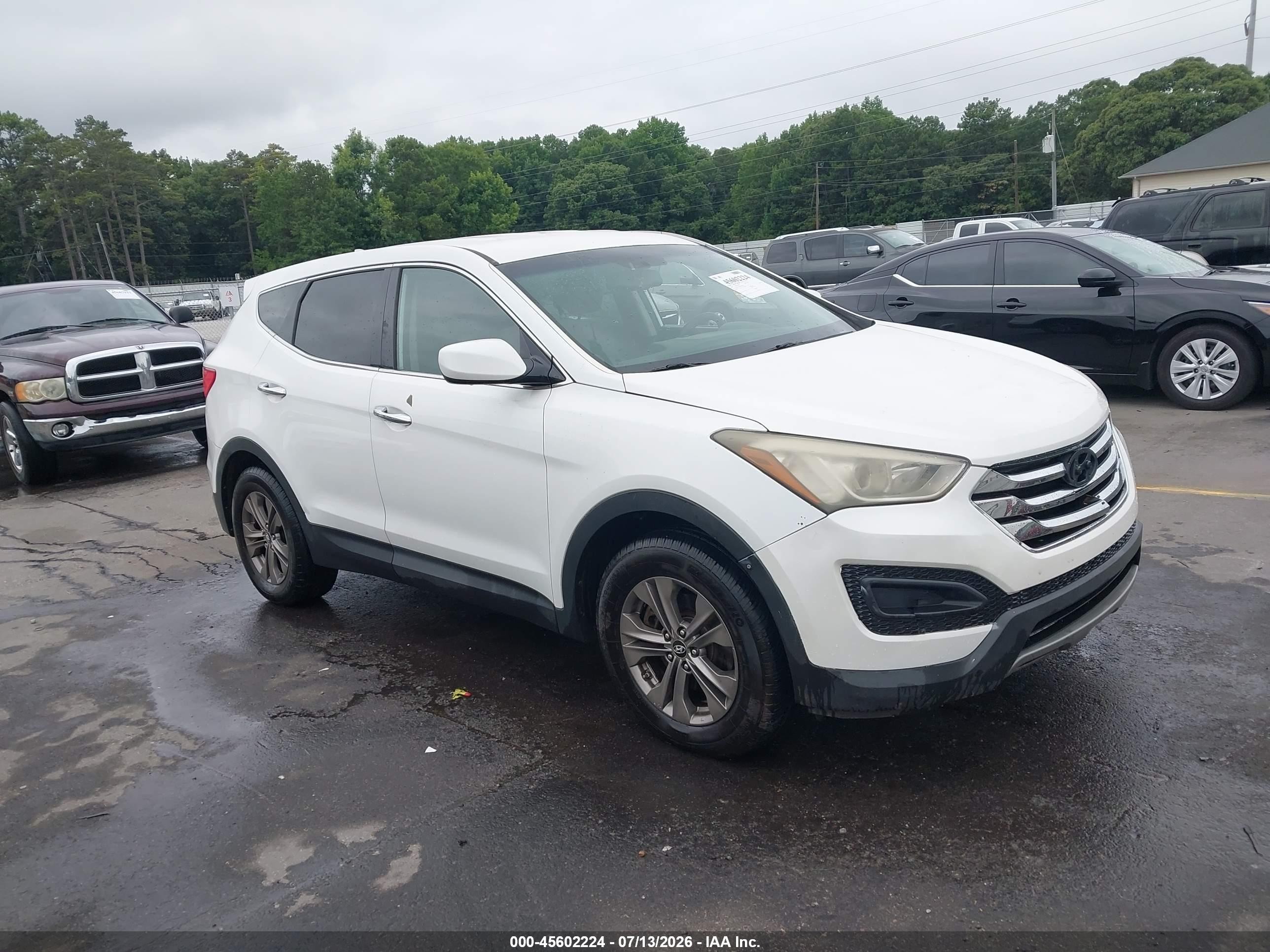 2013 Hyundai Santa Fe Sport White vin: 5XYZTDLBXDG085805