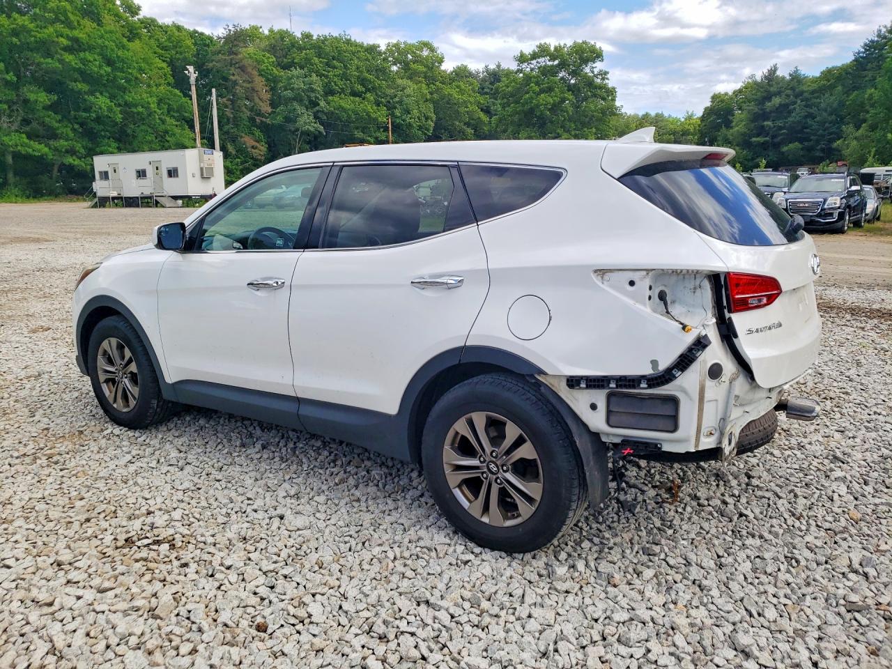 2015 Hyundai Santa Fe Sport 2.4l White vin: 5XYZTDLBXFG257706