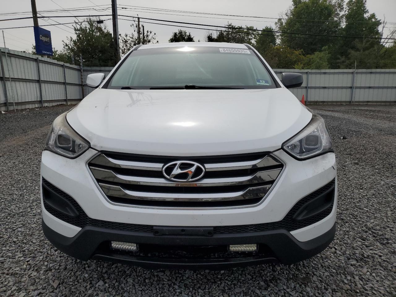 2015 Hyundai Santa Fe Sport White vin: 5XYZTDLBXFG305057