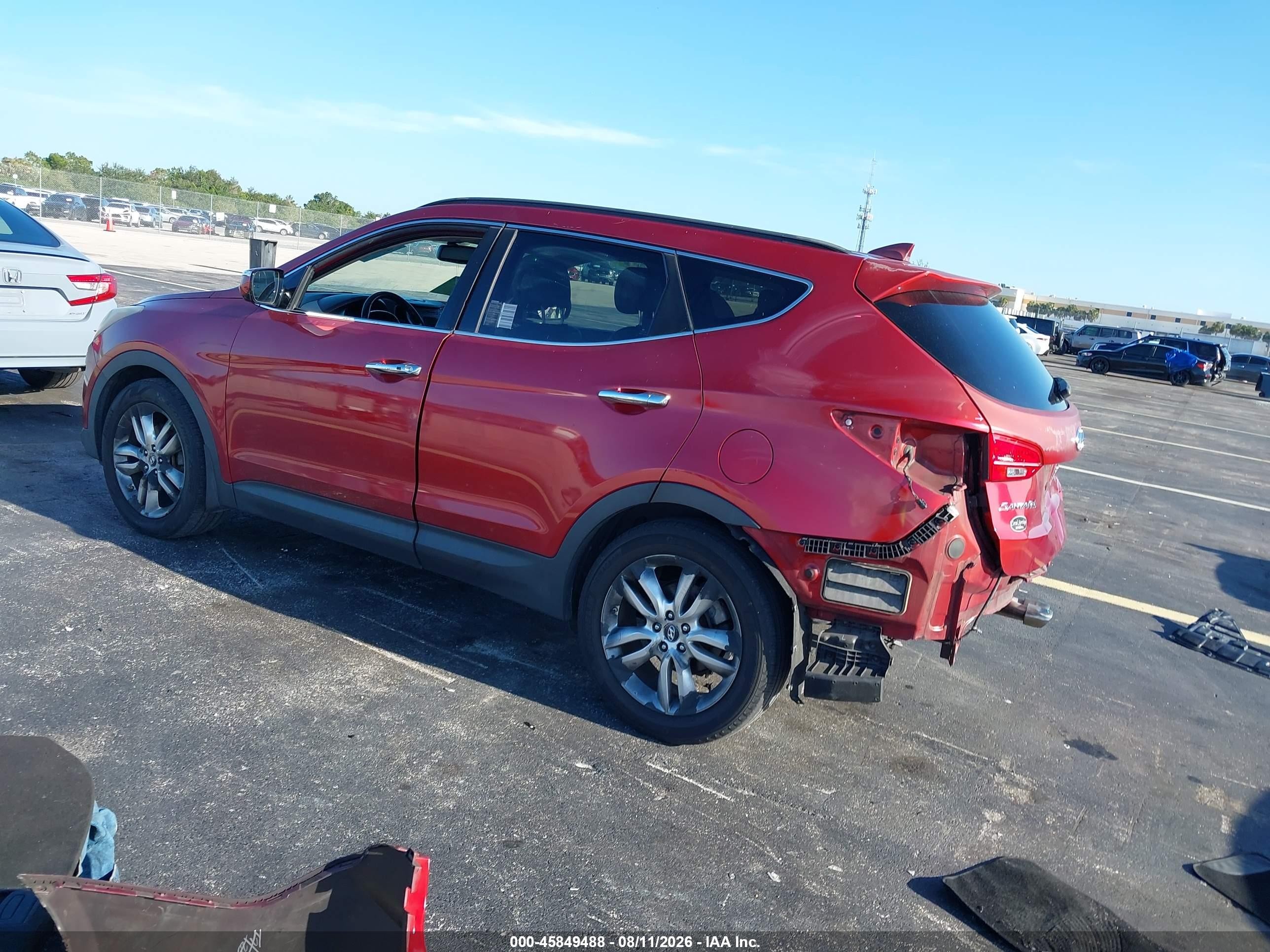 2013 Hyundai Santa Fe Sport 2.0t Red vin: 5XYZU3LA0DG069059