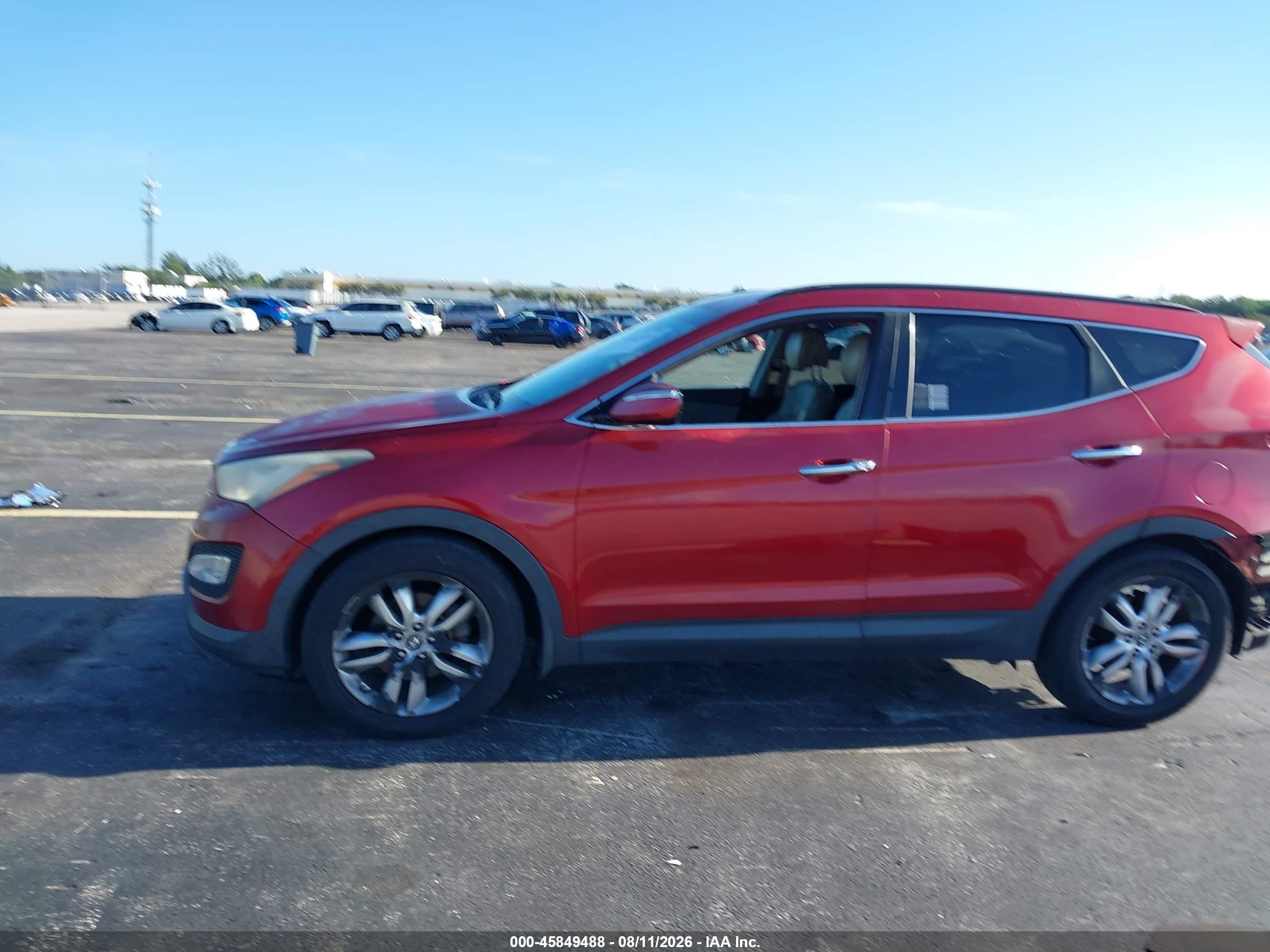 2013 Hyundai Santa Fe Sport 2.0t Red vin: 5XYZU3LA0DG069059