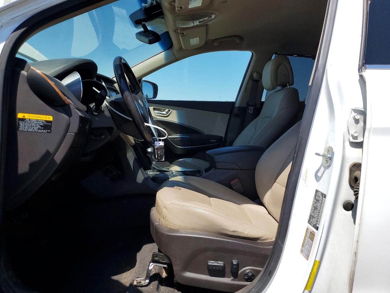 2014 Hyundai Santa Fe Sport 2.0t Белый vin: 5XYZU3LA0EG161113