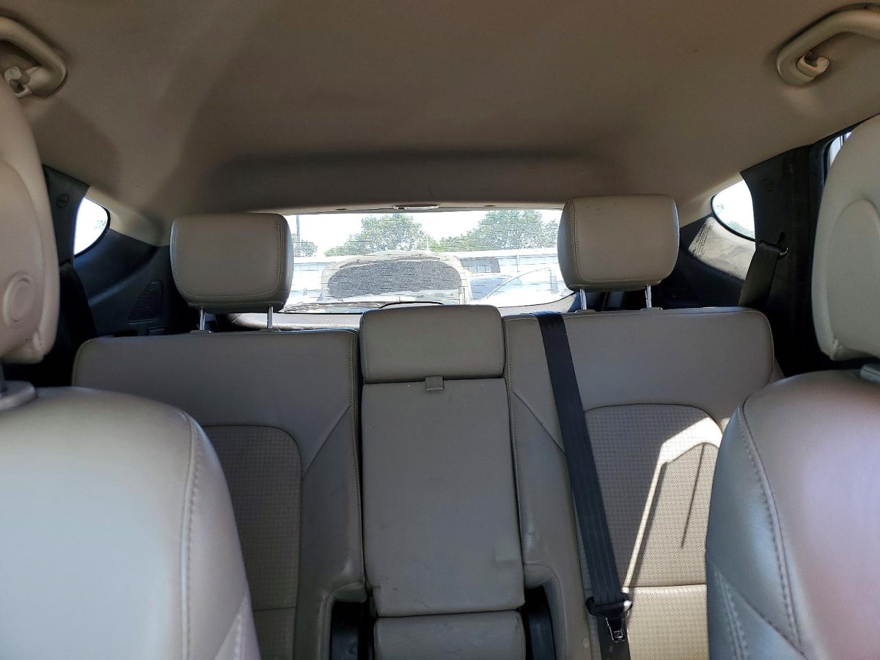 2014 Hyundai Santa Fe Sport 2.0t Белый vin: 5XYZU3LA0EG161113