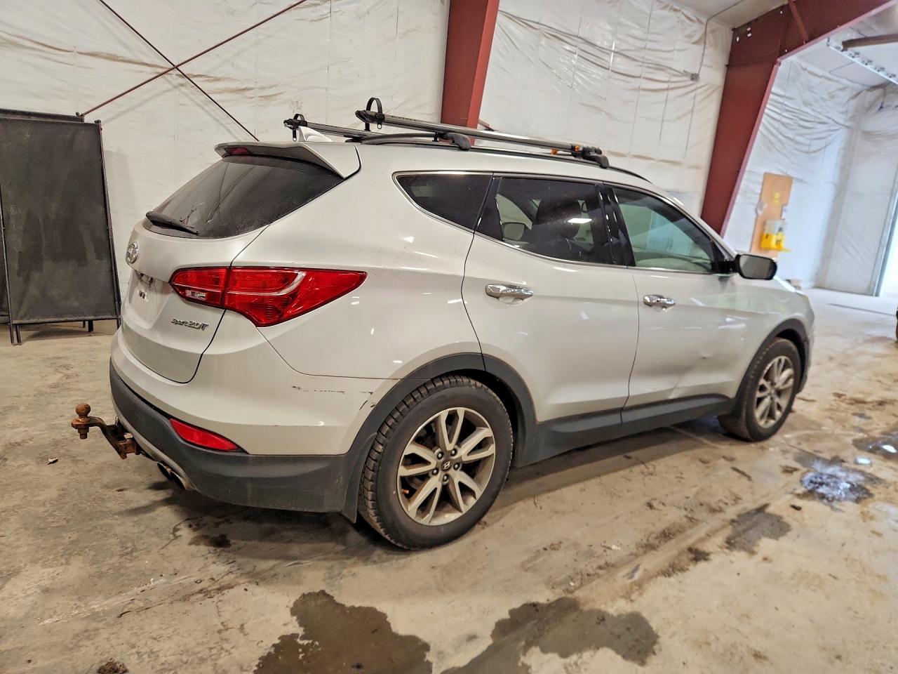 2014 Hyundai Santa Fe Sport 2.0t Серебряный vin: 5XYZU3LA0EG168546