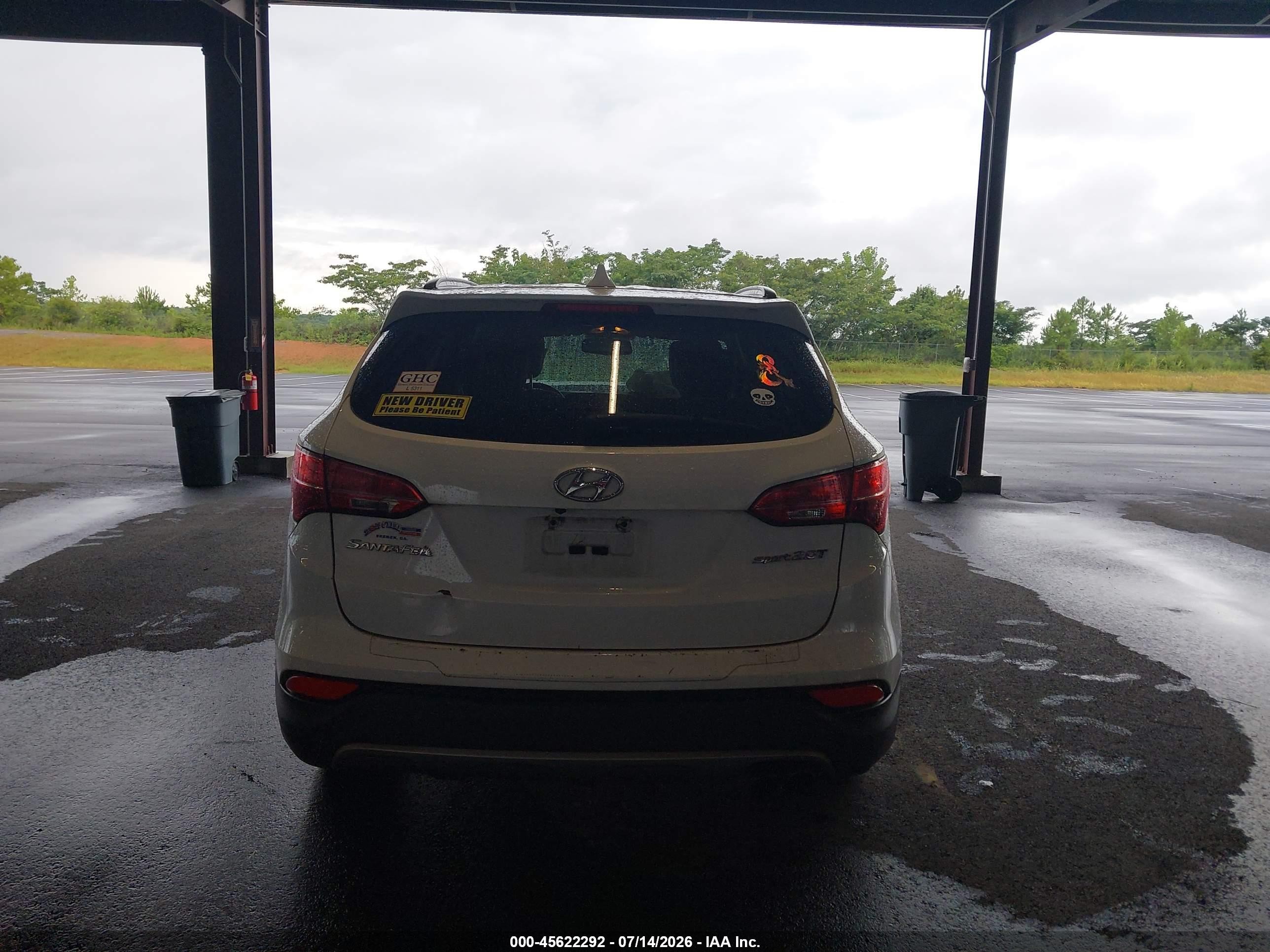 2014 Hyundai Santa Fe Sport 2.0l Turbo White vin: 5XYZU3LA0EG189963