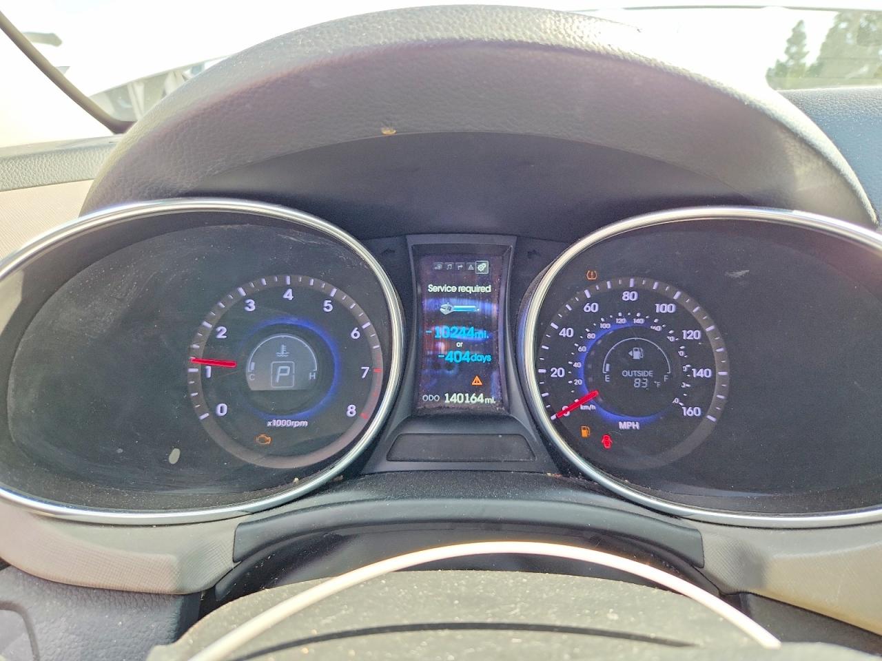2014 Hyundai Santa Fe White vin: 5XYZU3LA0EG197710