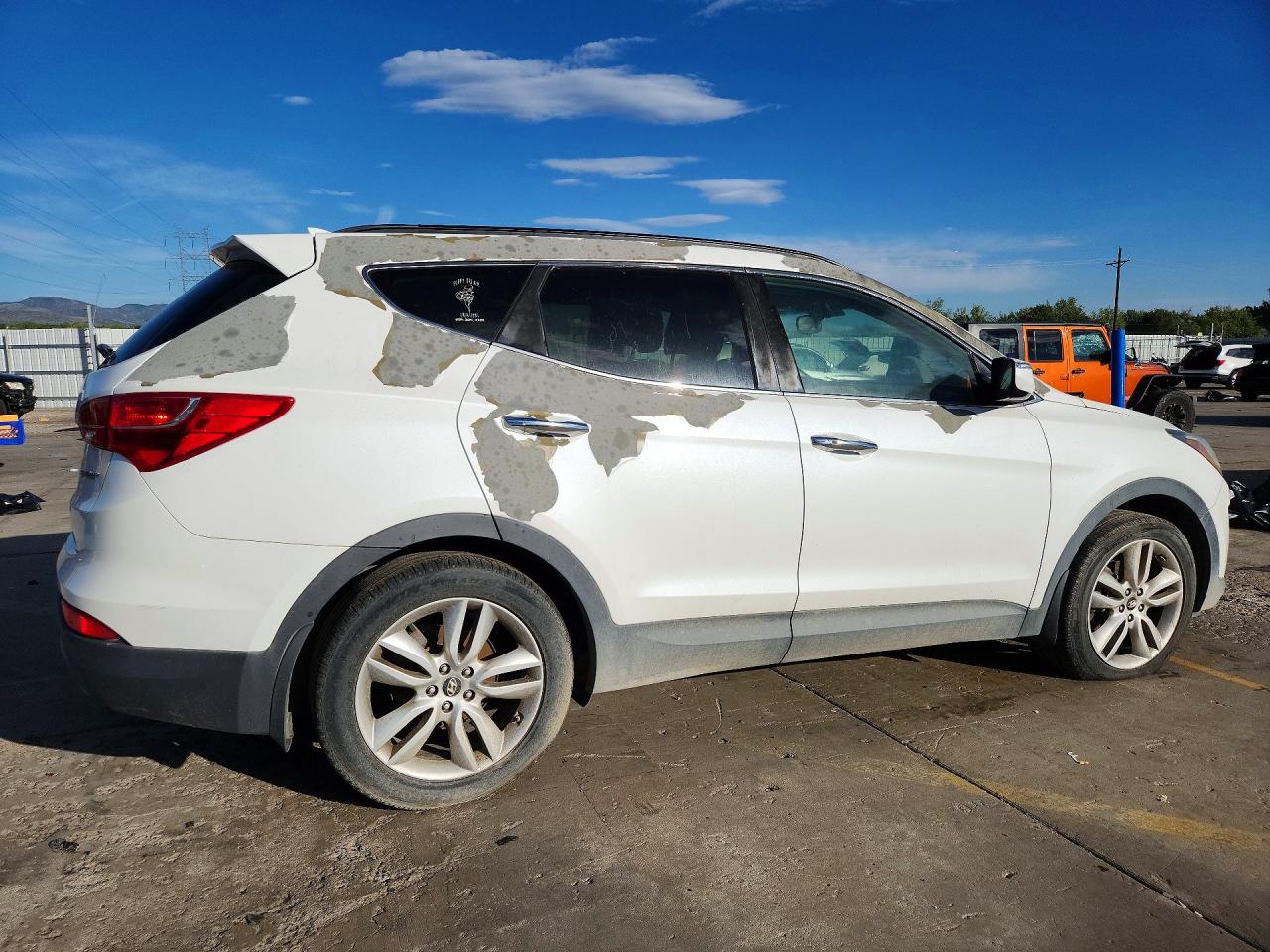 2014 Hyundai Santa Fe Sport 2.0t White vin: 5XYZU3LA0EG202386