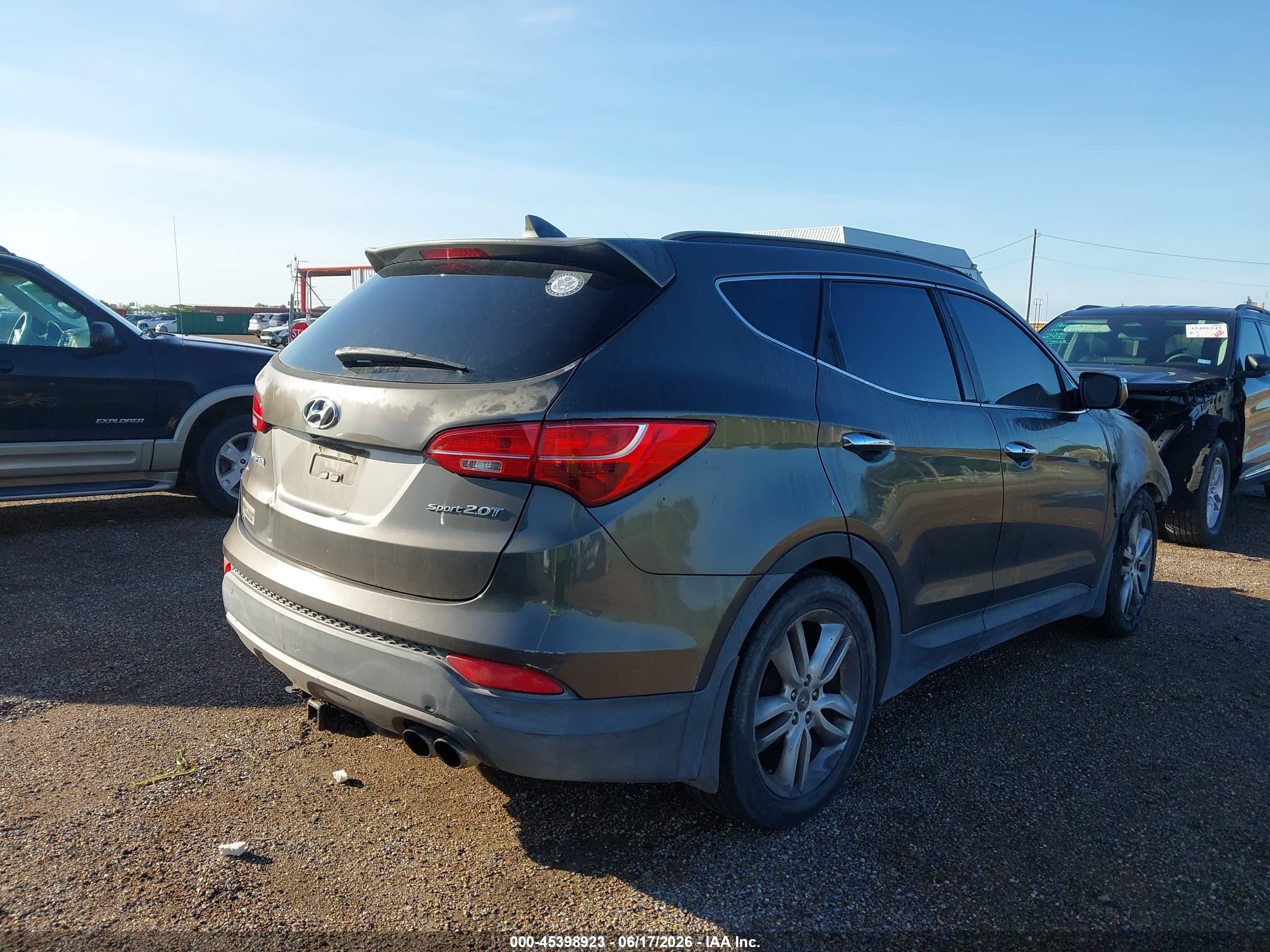 2013 Hyundai Santa Fe Sport 2.0t Brown vin: 5XYZU3LA1DG041075