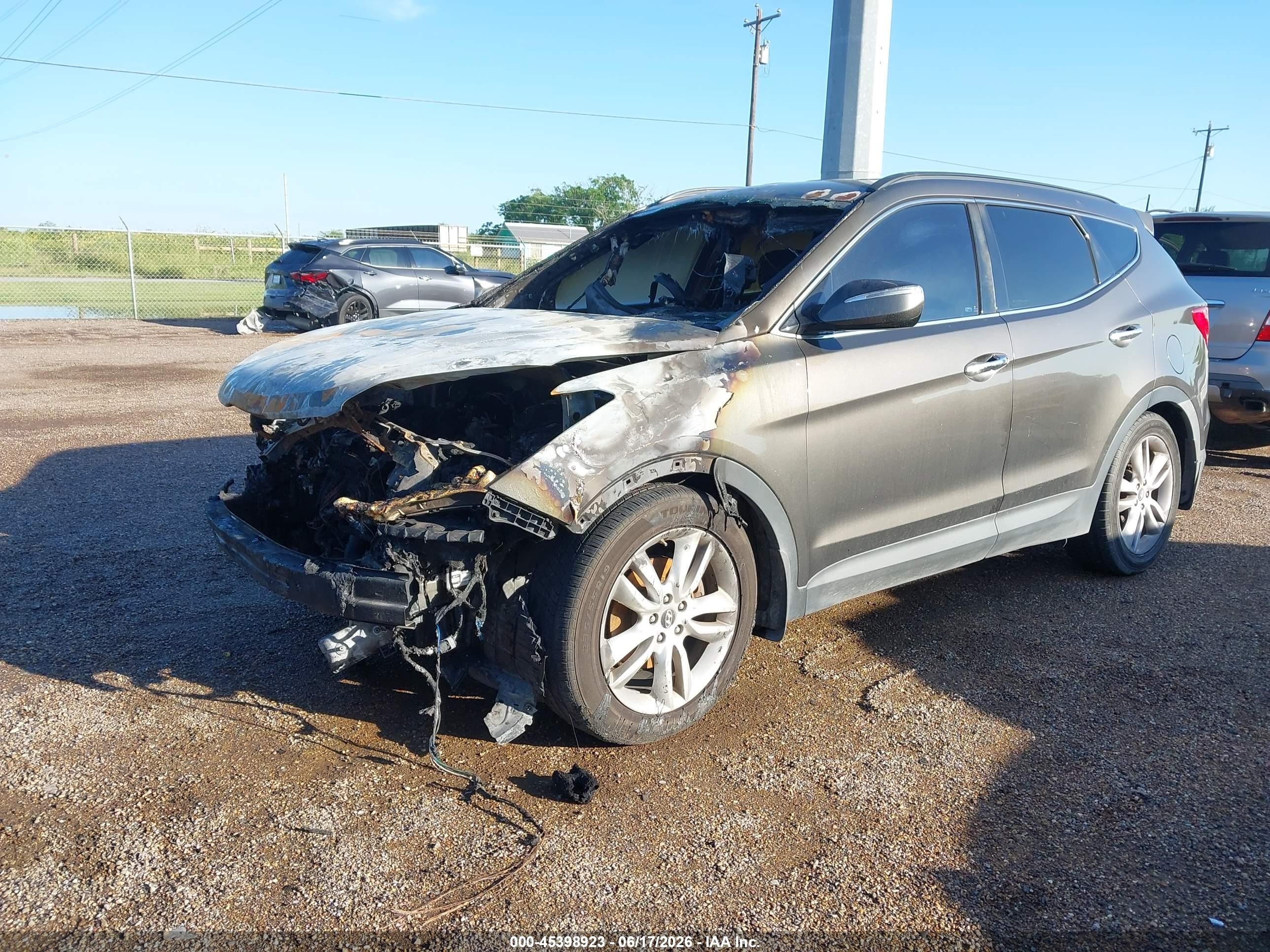 2013 Hyundai Santa Fe Sport 2.0t Brown vin: 5XYZU3LA1DG041075