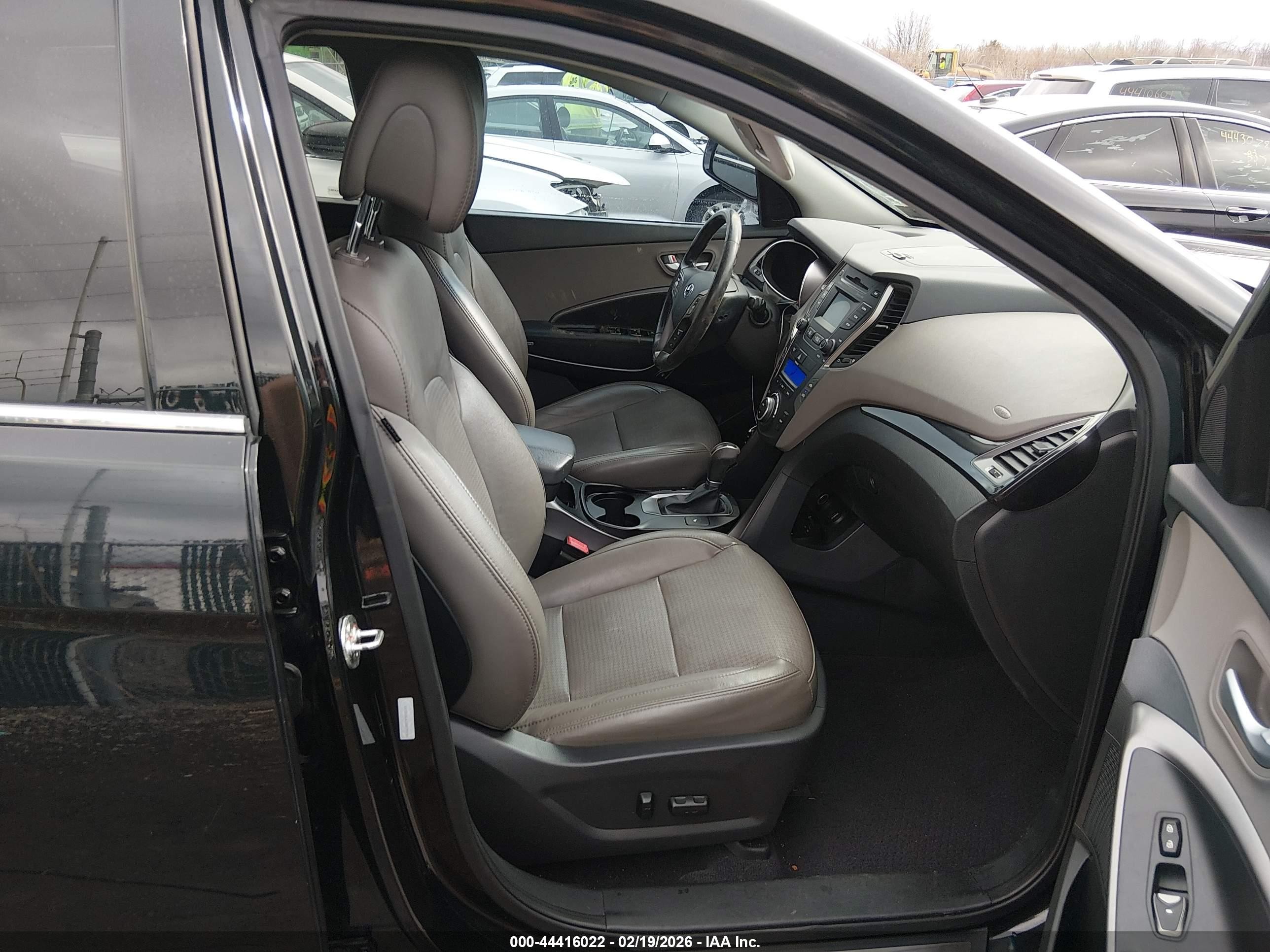 2013 Hyundai Santa Fe Sport 2.0t Black vin: 5XYZU3LA1DG079194