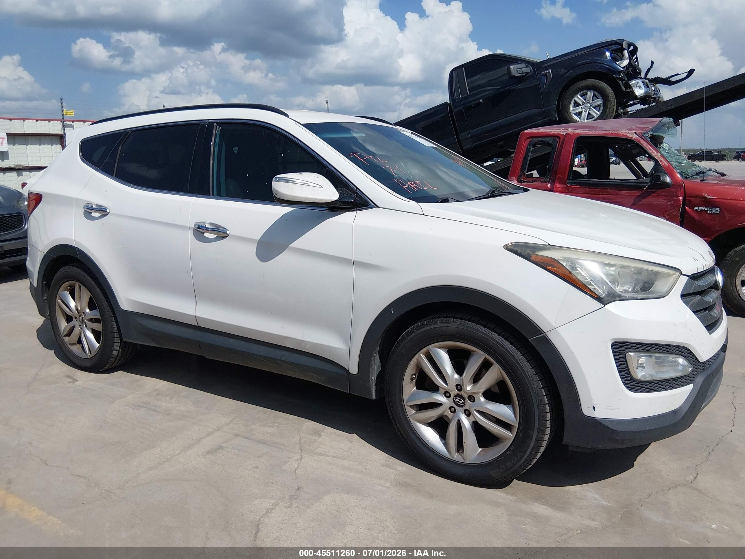 2014 Hyundai Santa Fe Sport 2.0l Turbo White vin: 5XYZU3LA1EG171763