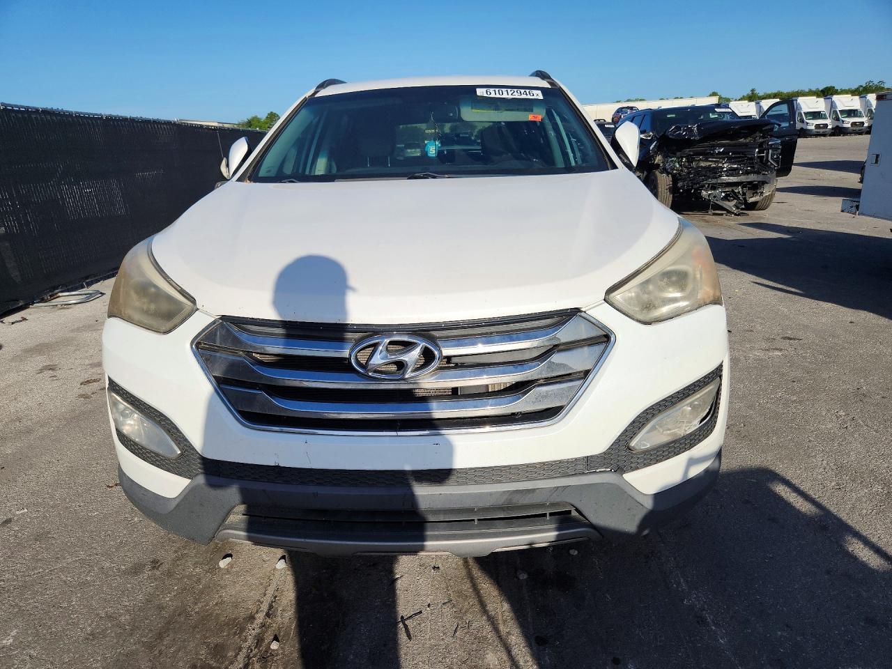 2014 Hyundai Santa Fe Sport 2.0t White vin: 5XYZU3LA1EG184268