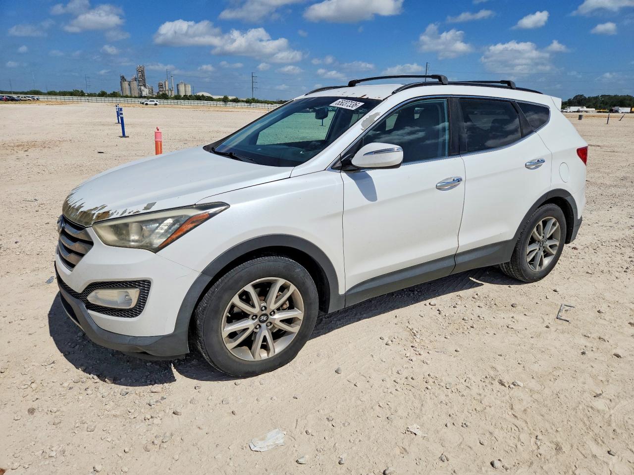 2015 Hyundai Santa Fe Sport 2.0t White vin: 5XYZU3LA1FG267782