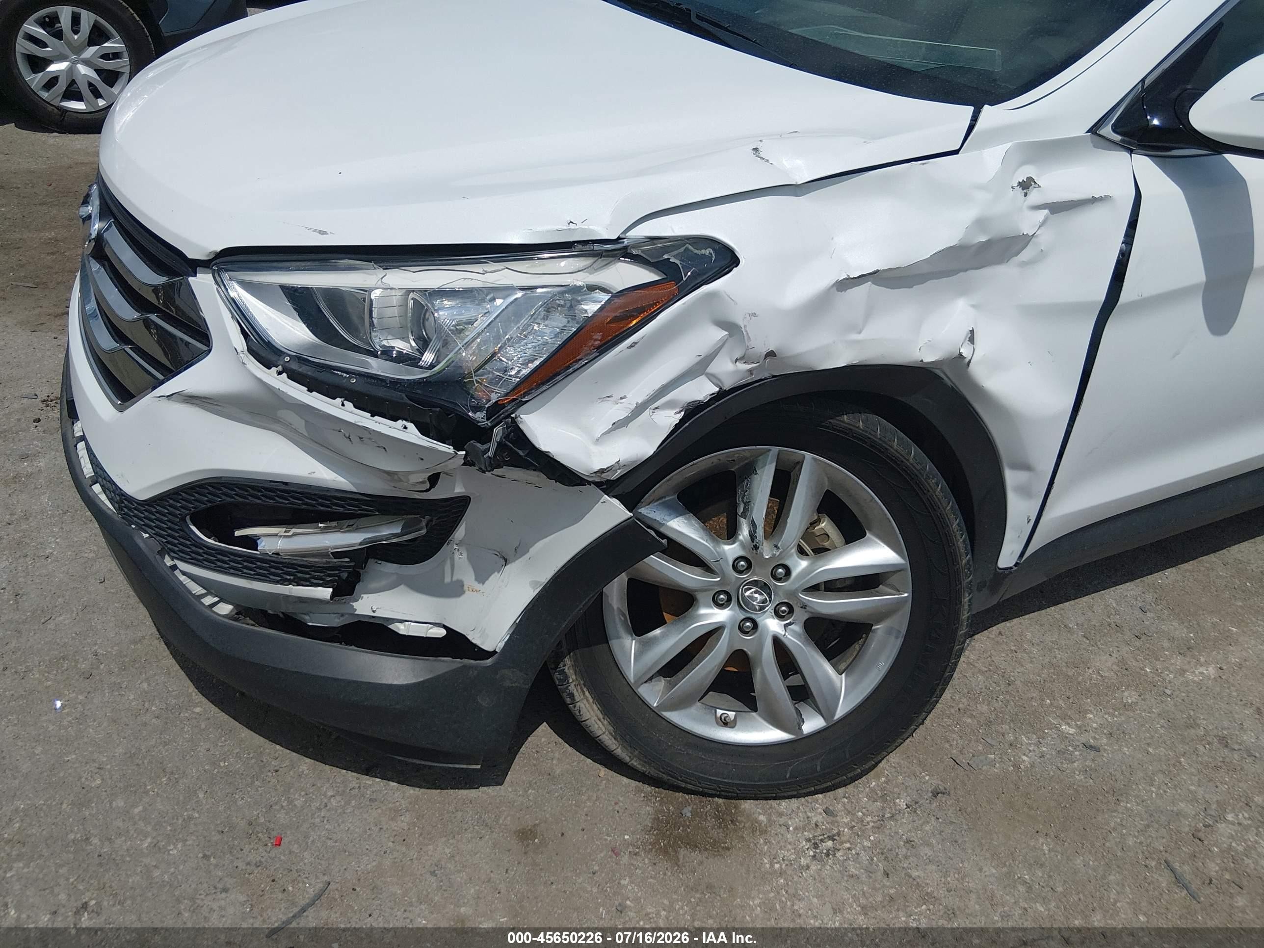 2013 Hyundai Santa Fe Sport 2.0t White vin: 5XYZU3LA2DG093024