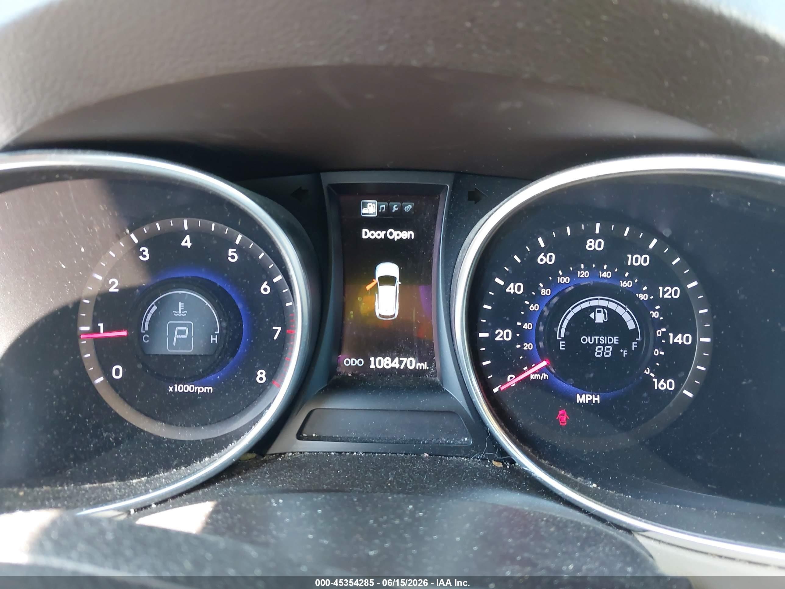 2013 Hyundai Santa Fe Sport 2.0t Red vin: 5XYZU3LA2DG105835