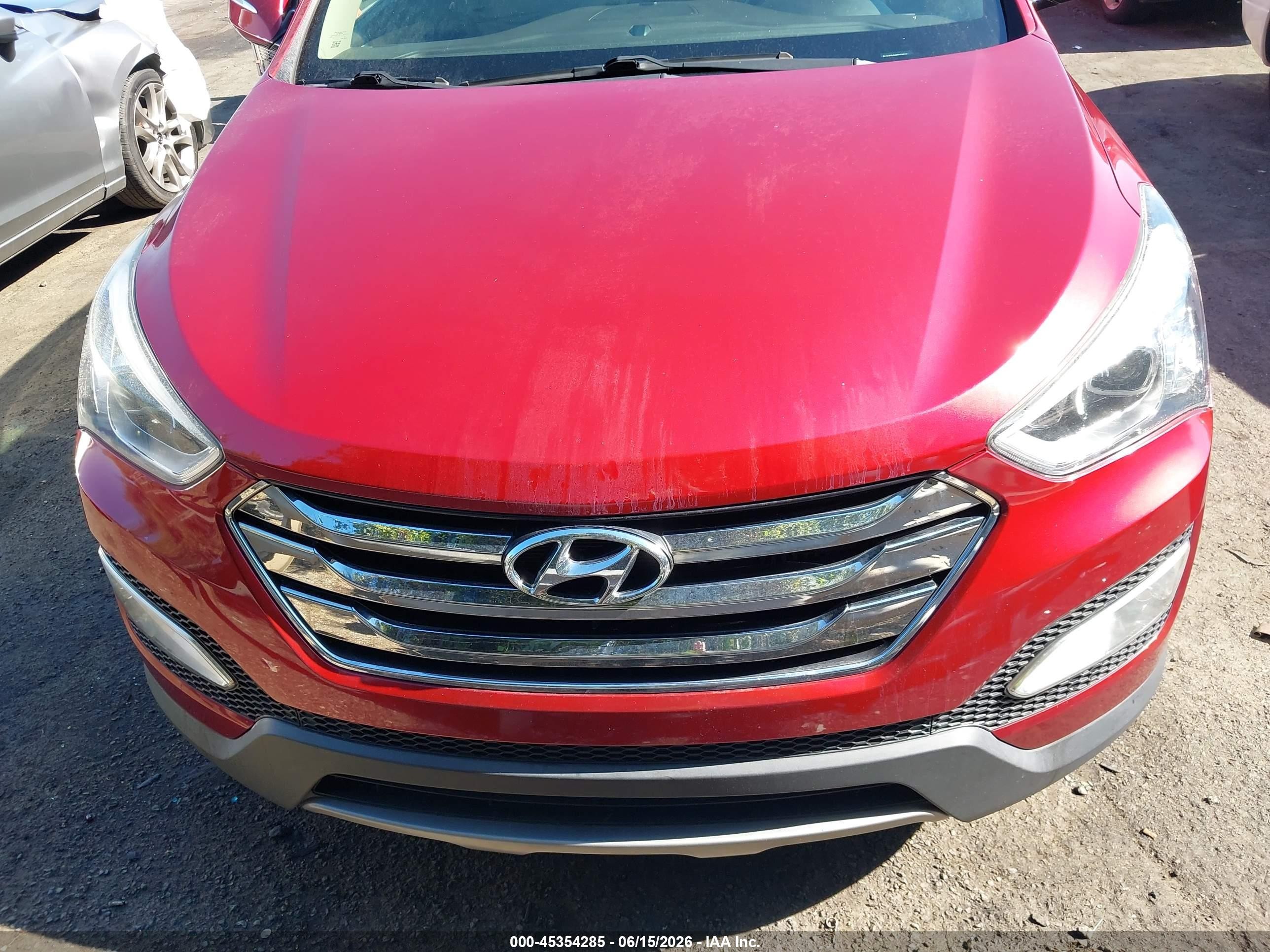 2013 Hyundai Santa Fe Sport 2.0t Red vin: 5XYZU3LA2DG105835