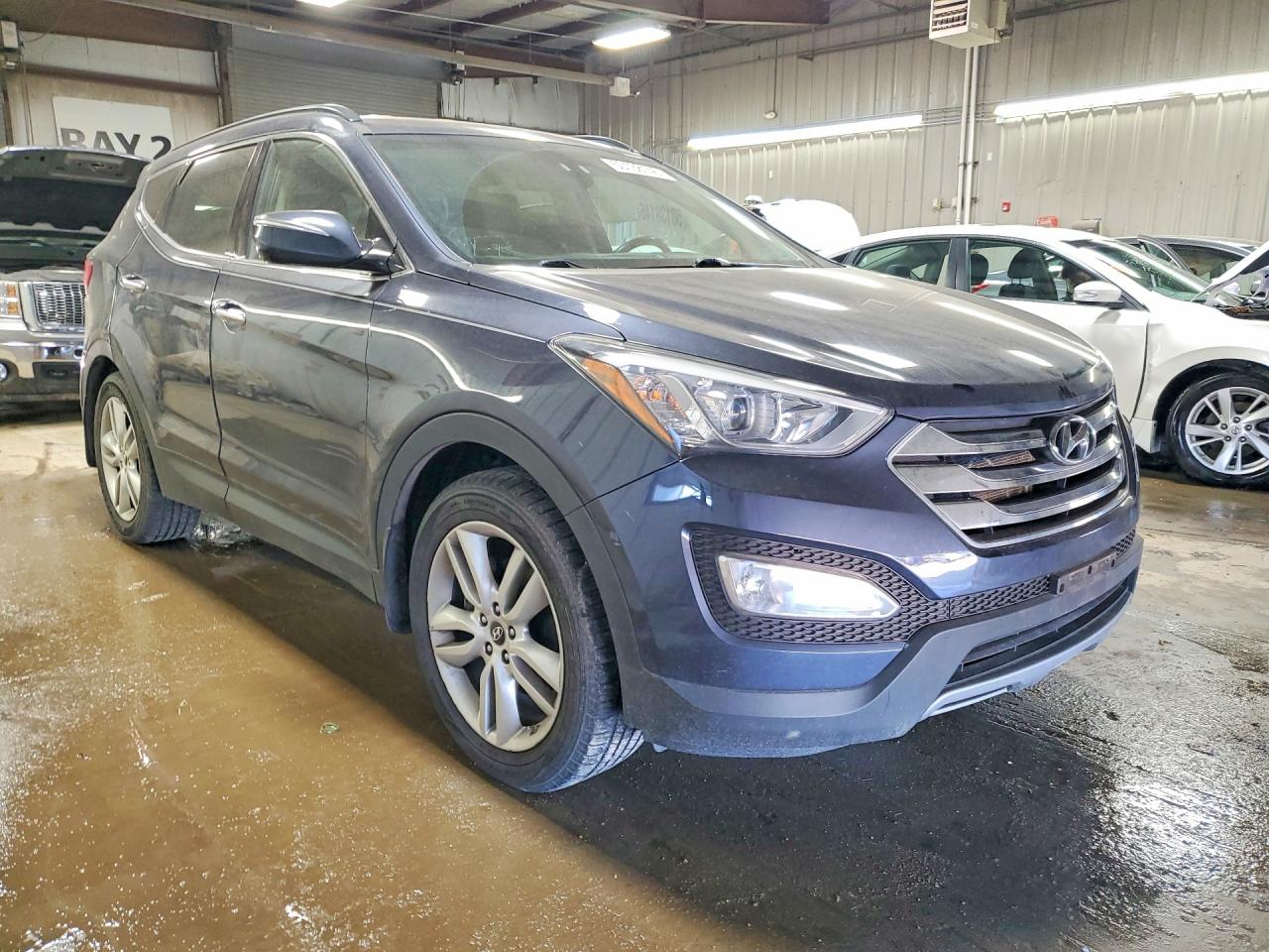 2014 Hyundai Santa Fe Sport 2.0t Синий vin: 5XYZU3LA2EG219450