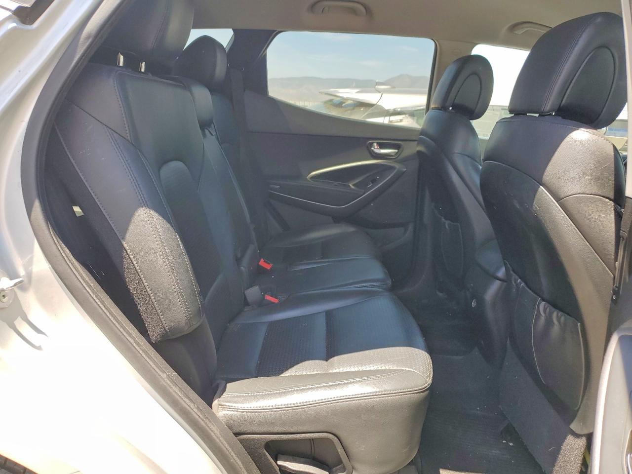 2013 Hyundai Santa Fe Sport 2.0t Серебряный vin: 5XYZU3LA3DG014878