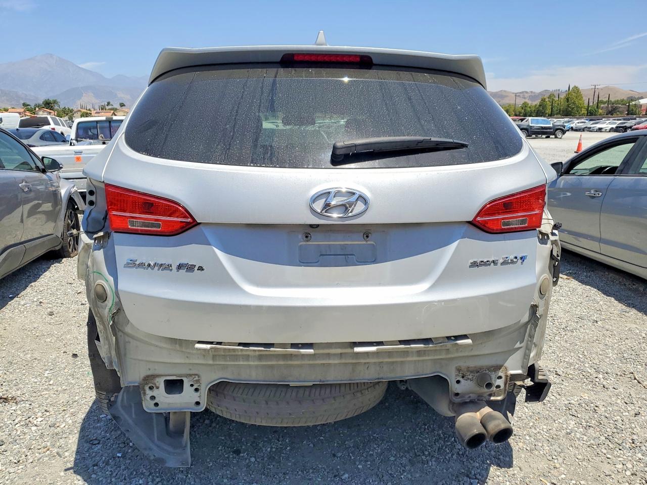 2013 Hyundai Santa Fe Sport 2.0t Серебряный vin: 5XYZU3LA3DG014878
