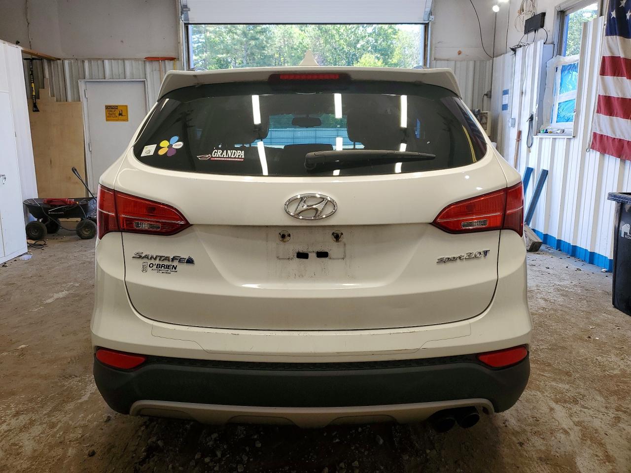 2013 Hyundai Santa Fe Sport 2.0t White vin: 5XYZU3LA3DG048416