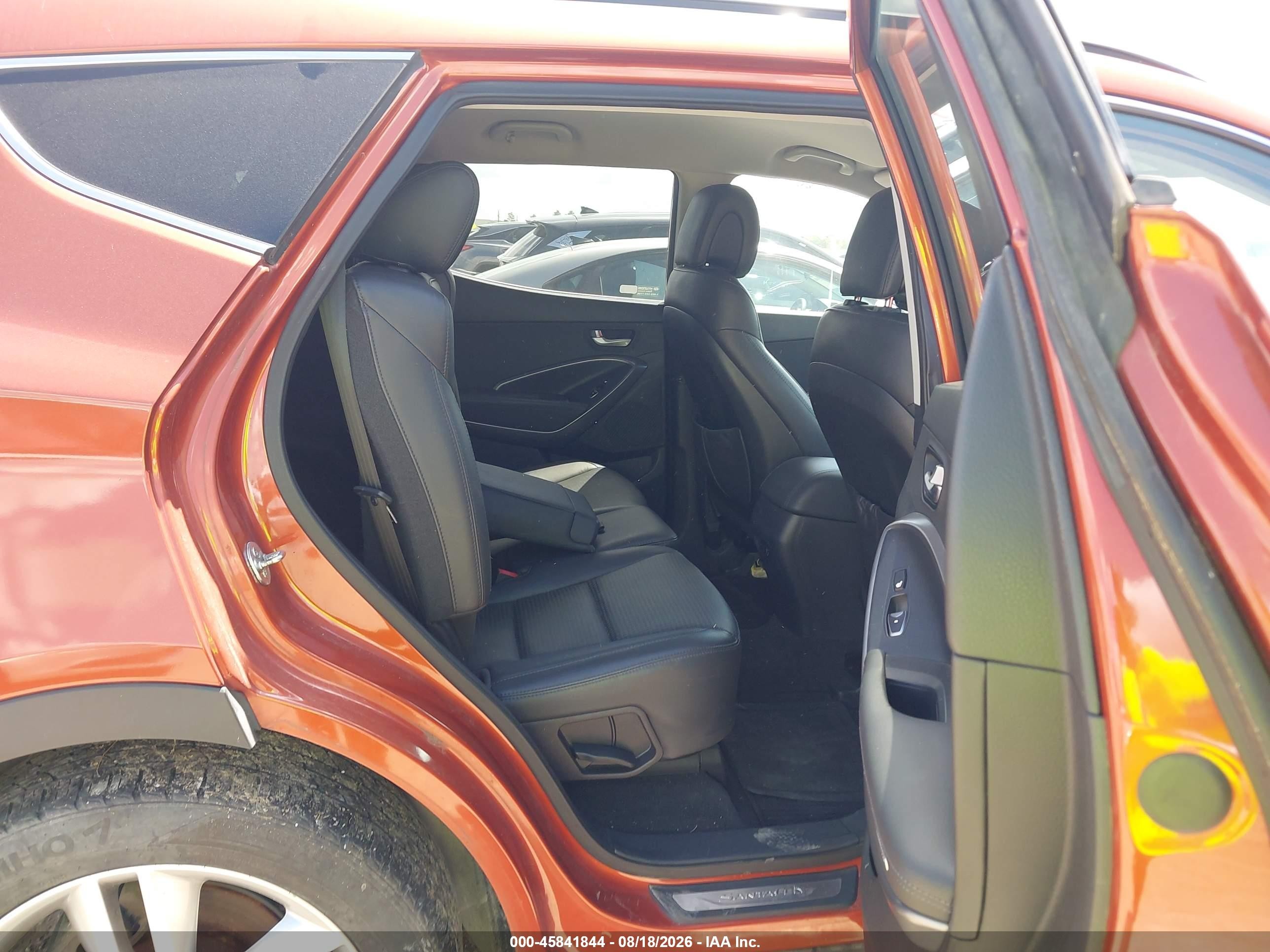 2013 Hyundai Santa Fe Sport 2.0t Оранжевый vin: 5XYZU3LA3DG059996