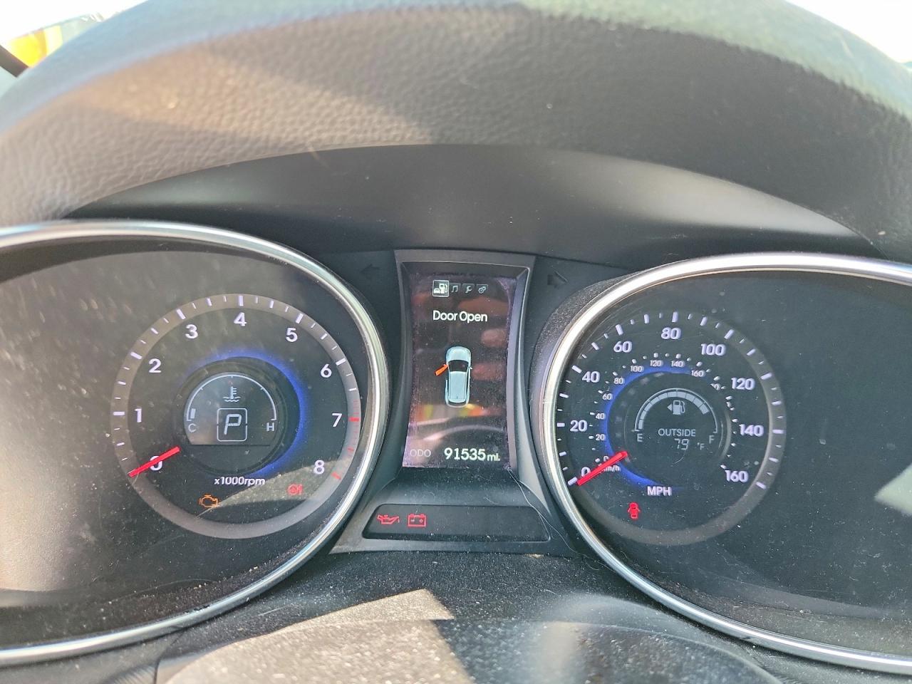 2013 Hyundai Santa Fe Sport 2.0t White vin: 5XYZU3LA3DG085031
