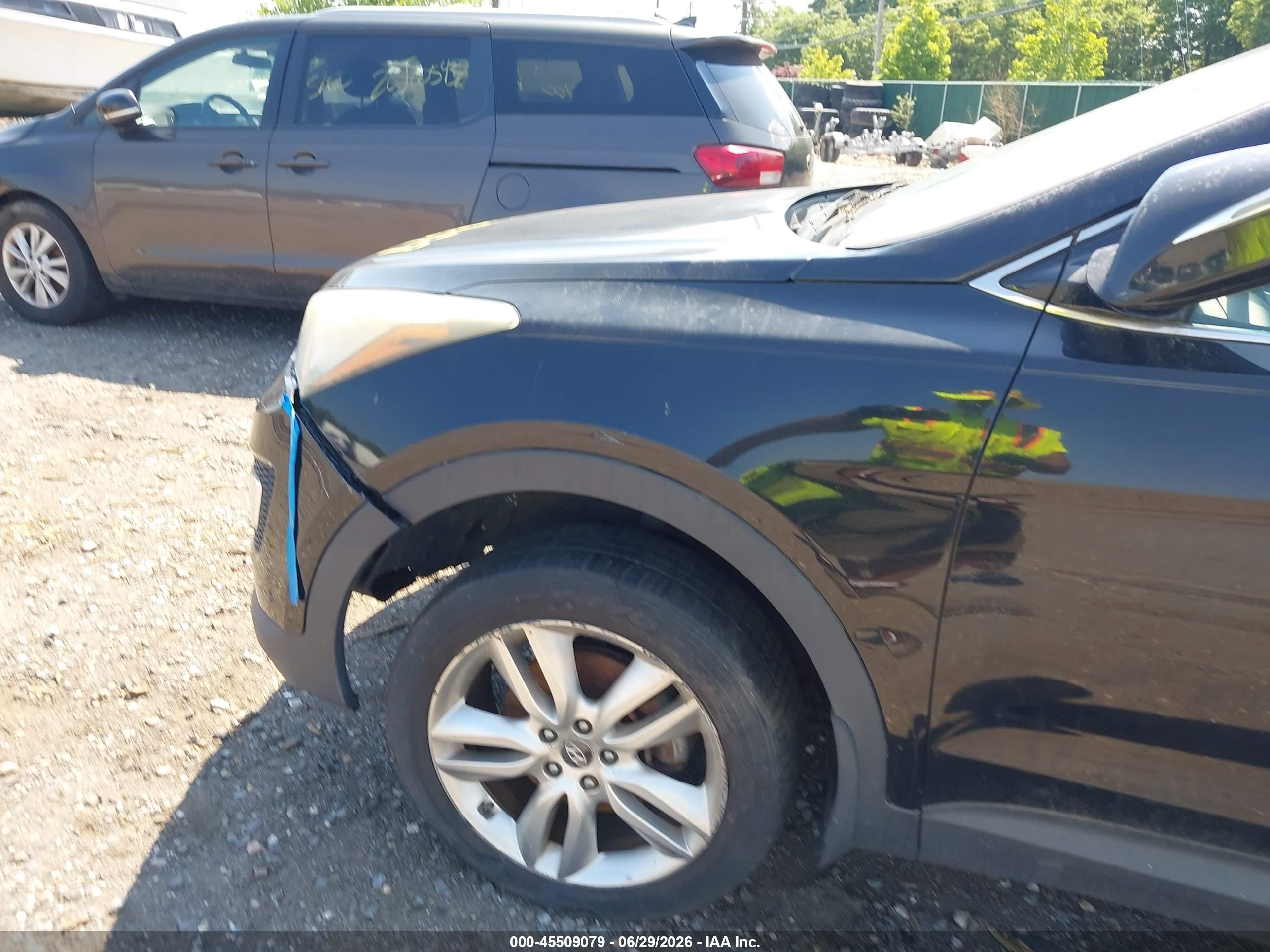 2013 Hyundai Santa Fe Sport 2.0t Black vin: 5XYZU3LA3DG088348