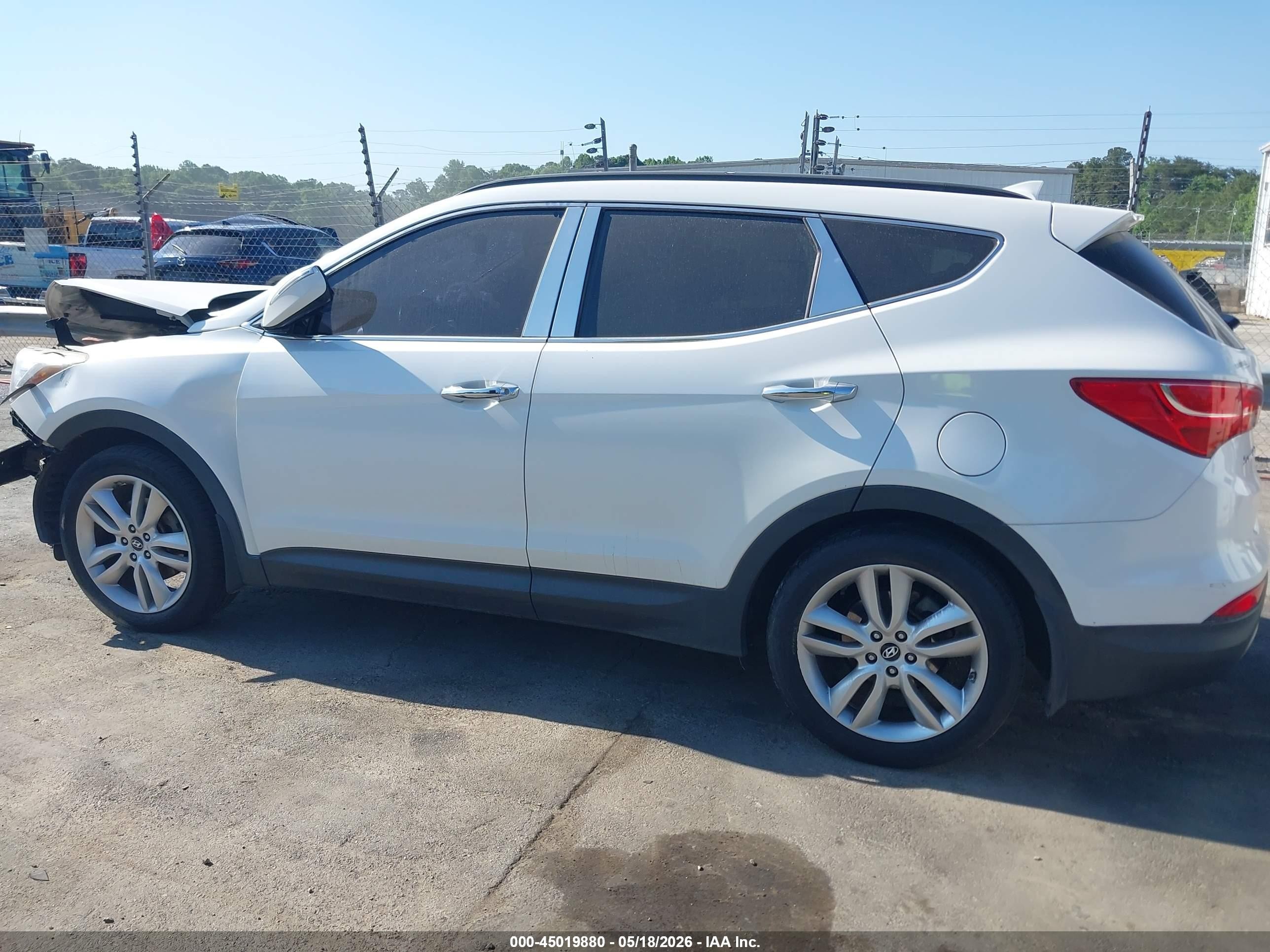 2014 Hyundai Santa Fe Sport 2.0l Turbo White vin: 5XYZU3LA3EG189181