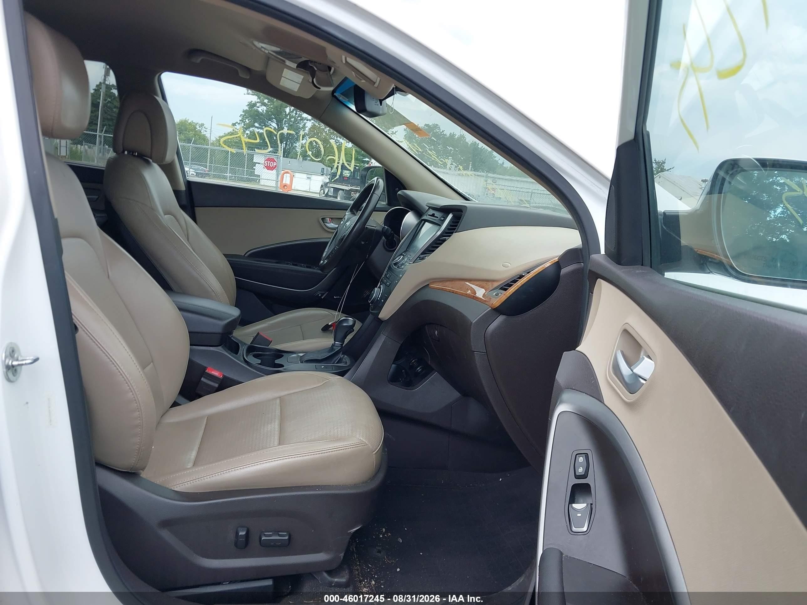 2014 Hyundai Santa Fe Sport 2.0l Turbo Белый vin: 5XYZU3LA3EG219814